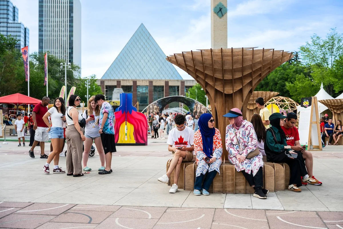 Multi-Sensory Experiential Art 