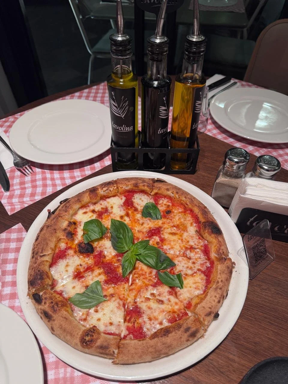 Italian Cuisine Abroad: A Lebanese journey with Neapolitan Pizza at Center Stage