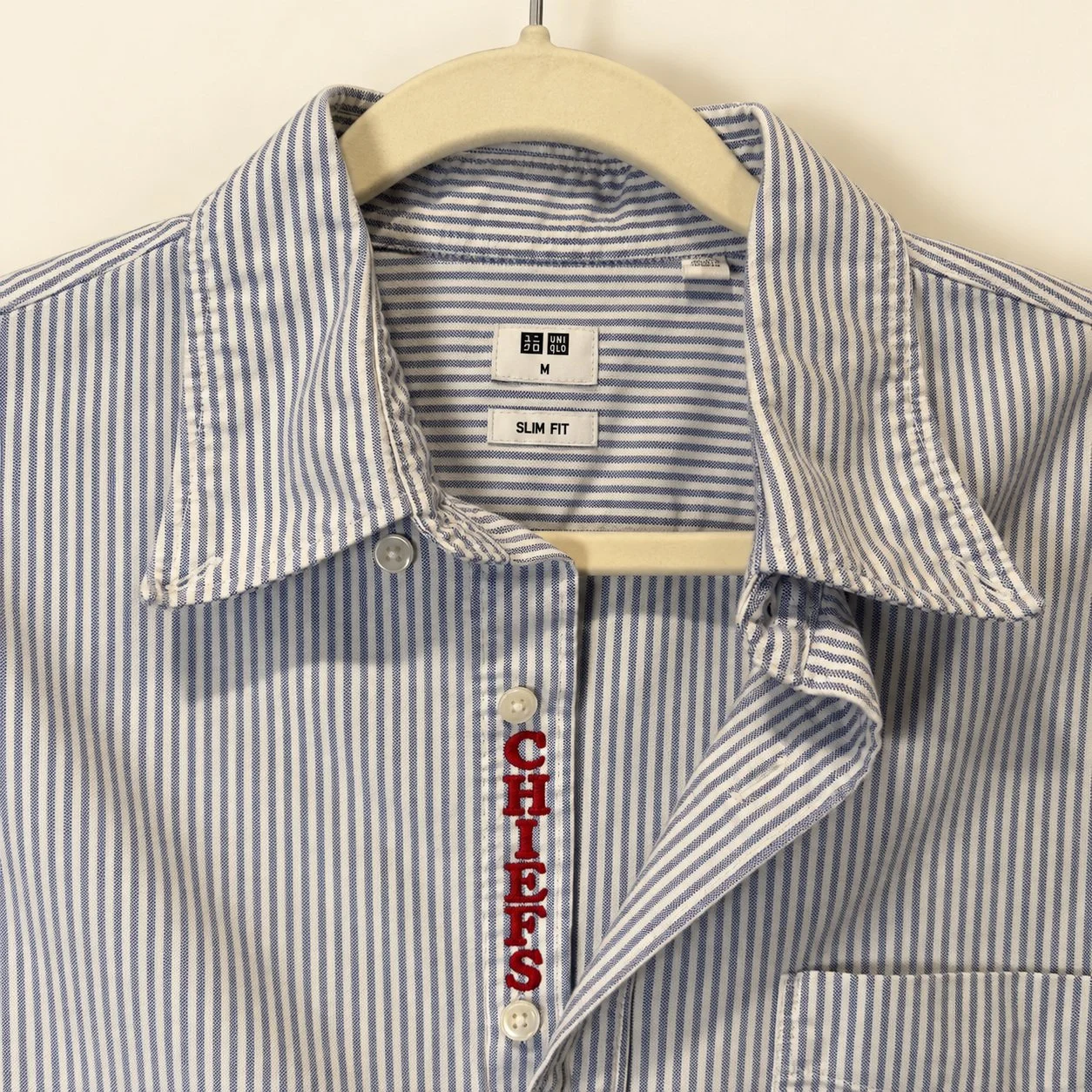 disco-uniqlo-blue-stripe-detail.jpg