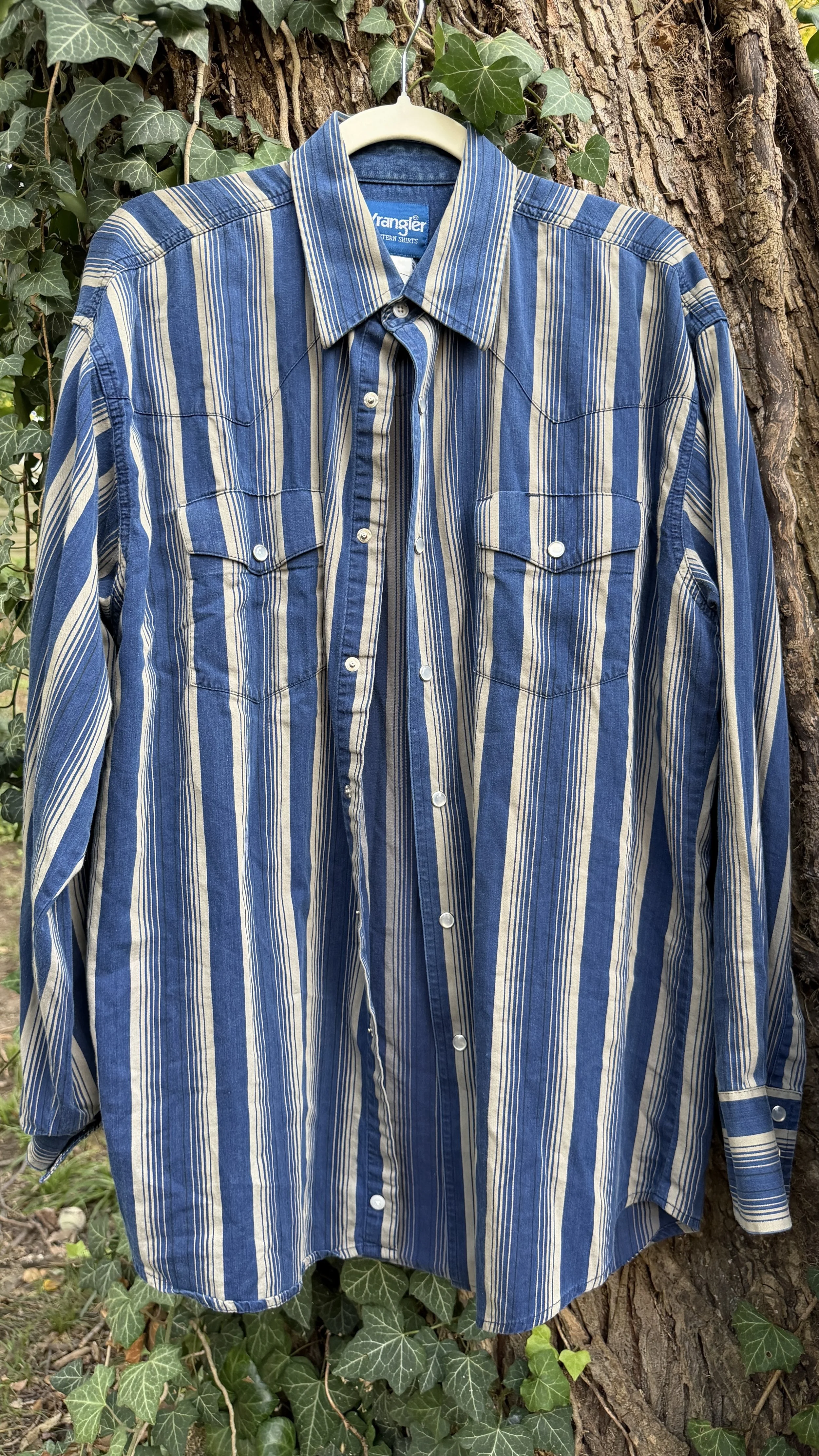 Vintage Wrangler Western Shirts Blue & Tan Stripe Pearl-Snap Button-Down