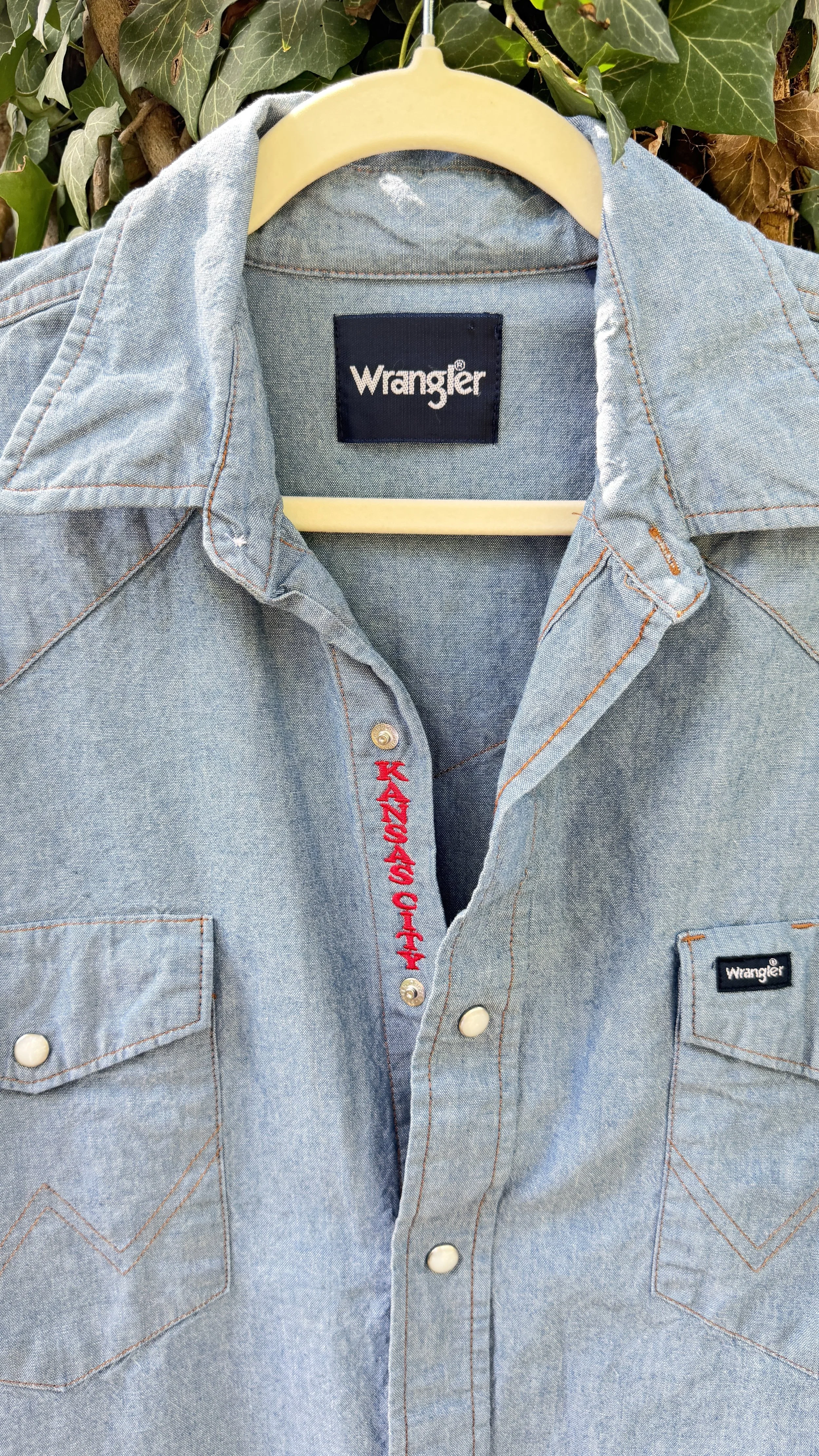 upcycled chiefs icon button-down // #121