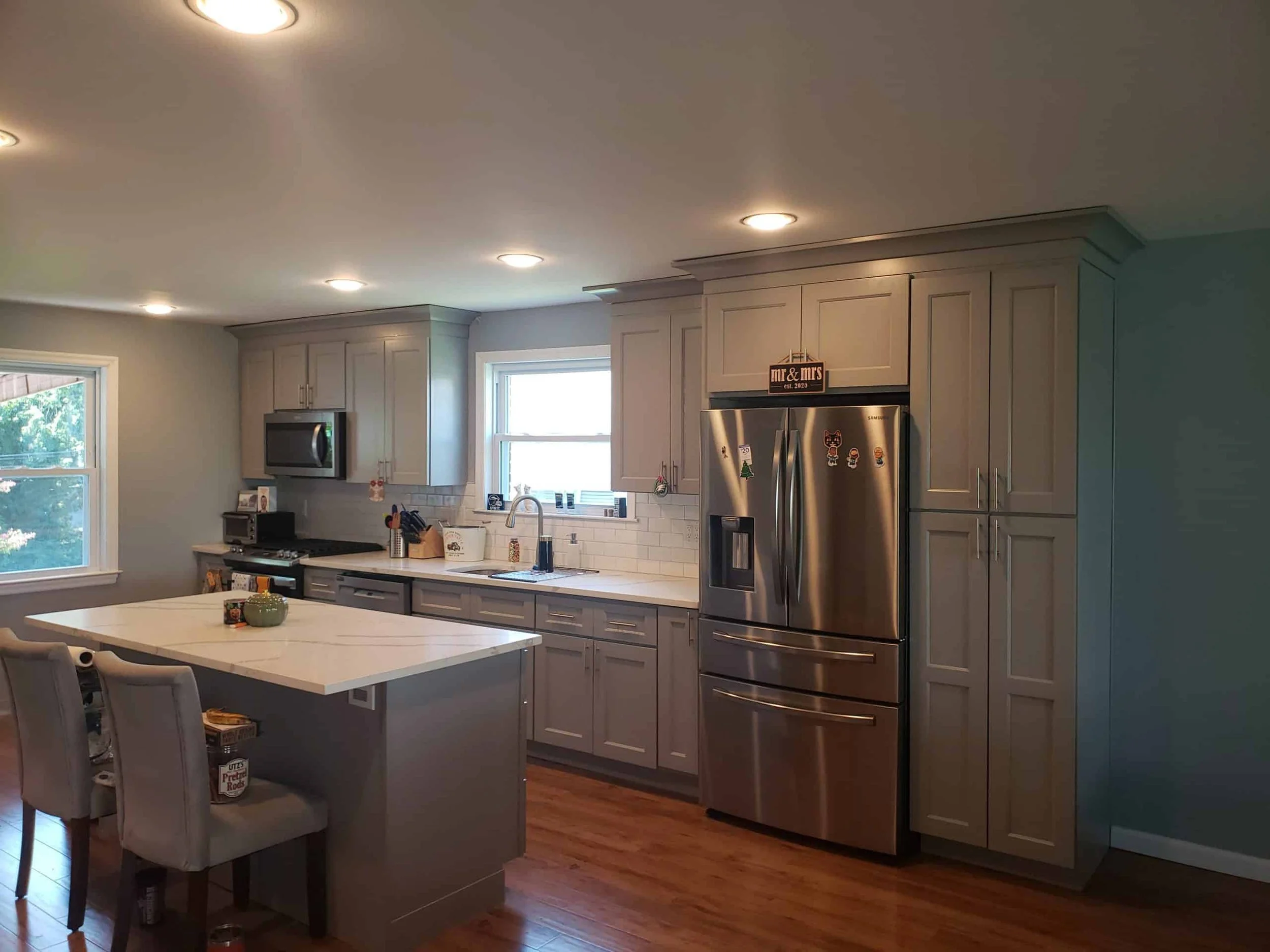 Modern Kitchen Kitchen Remodel by M&D Home Renovations — Project 4 project photo