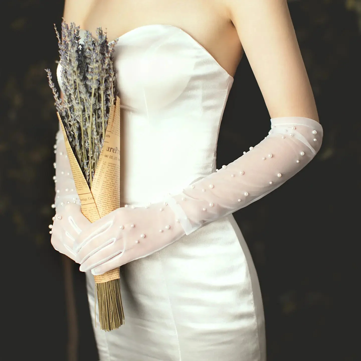 gloves1.jpg