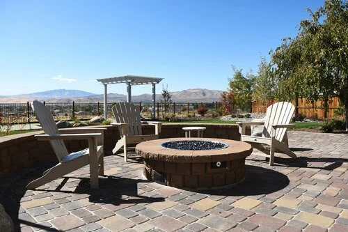 5 Reasons Landscaping Companies Suggest Adding a Retaining Wall to Your Reno, NV, Outdoor Entertaining Space