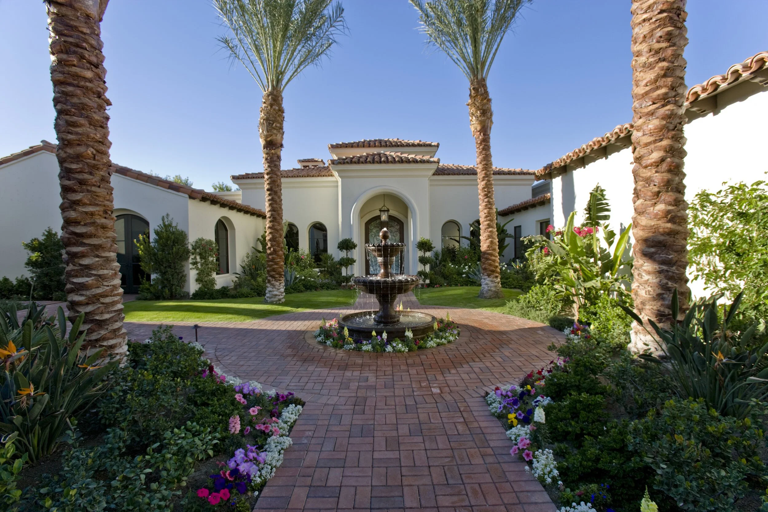 Front Yard Landscaping Ideas That Landscapers Near Me Recommend for Reno NV Luxury Homes