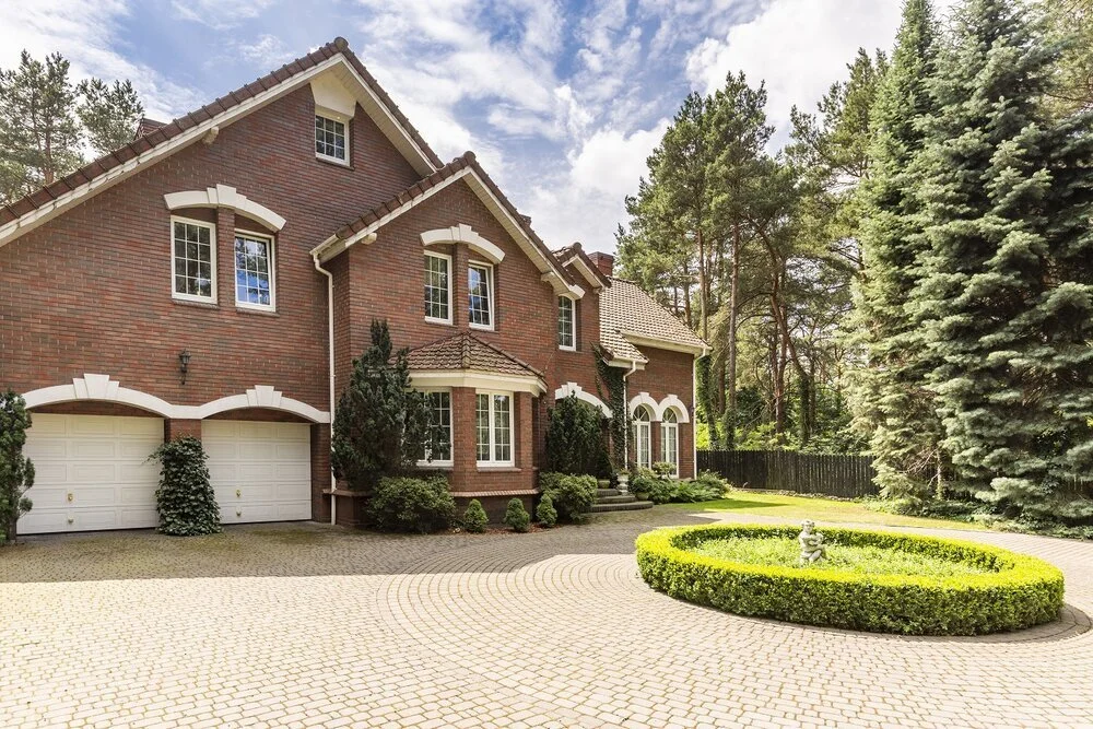 Drought-Resistant Front Yard Landscaping Ideas for Year-Round Curb Appeal in Carson City NV