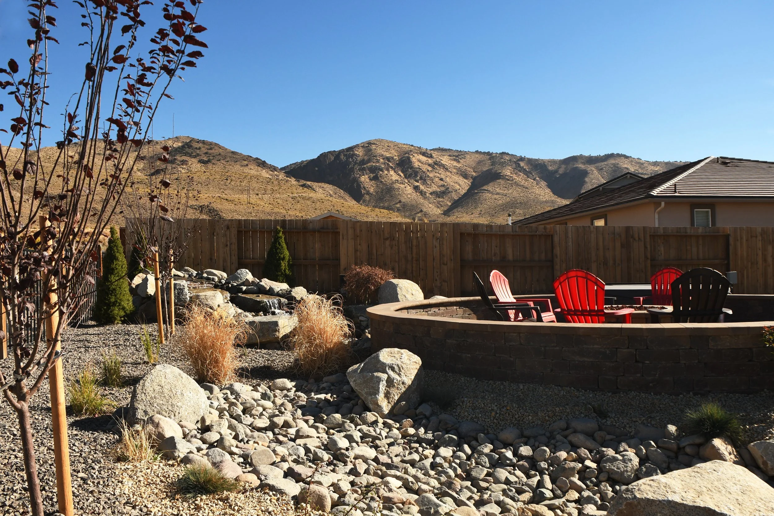 The Relationship Between Indoor and Outdoor Spaces in Landscape Architecture