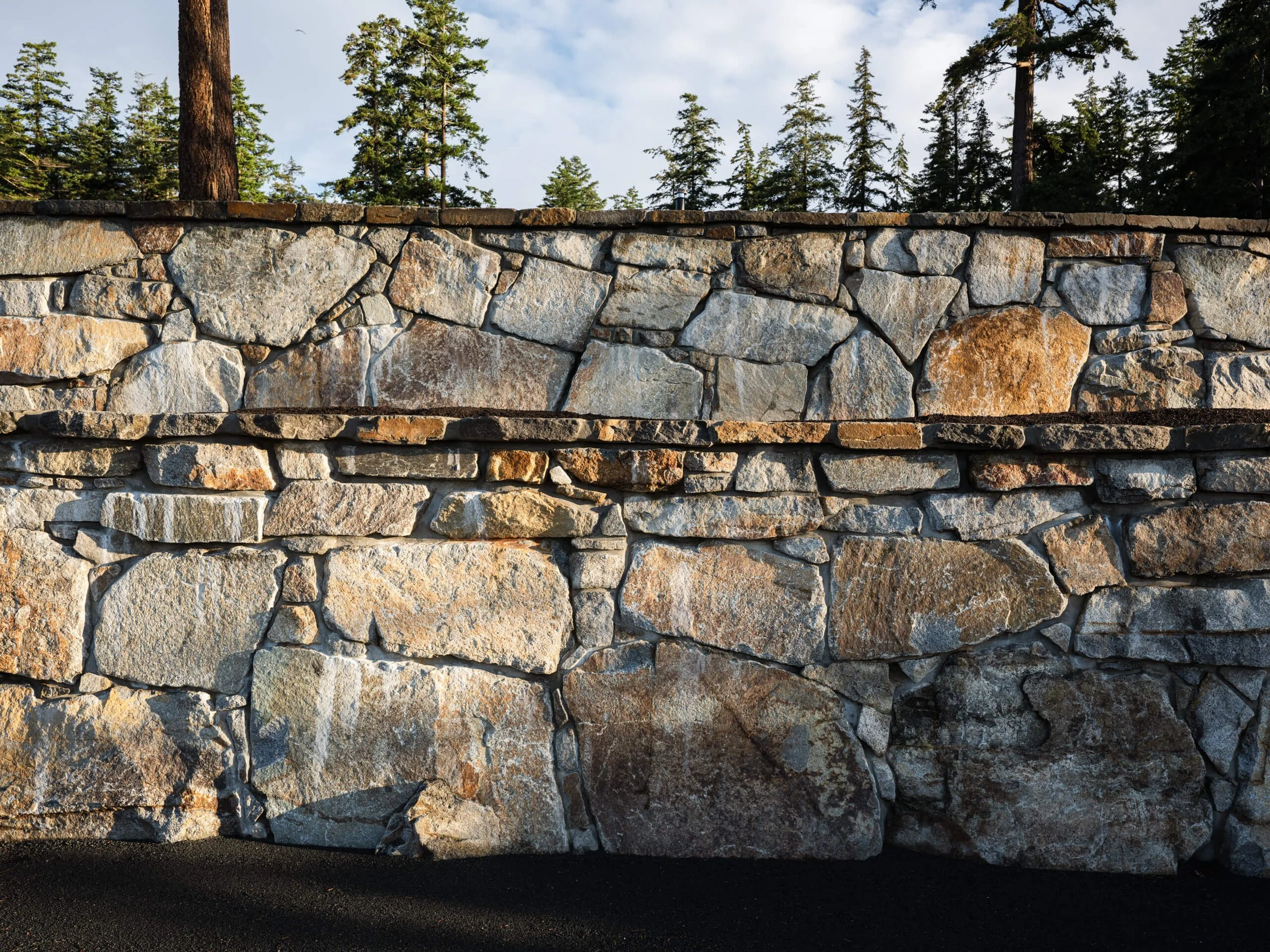 desolation-sound-residence-granite-retaining-wall-detail-architectural-photographer-matt-anthony.jpg