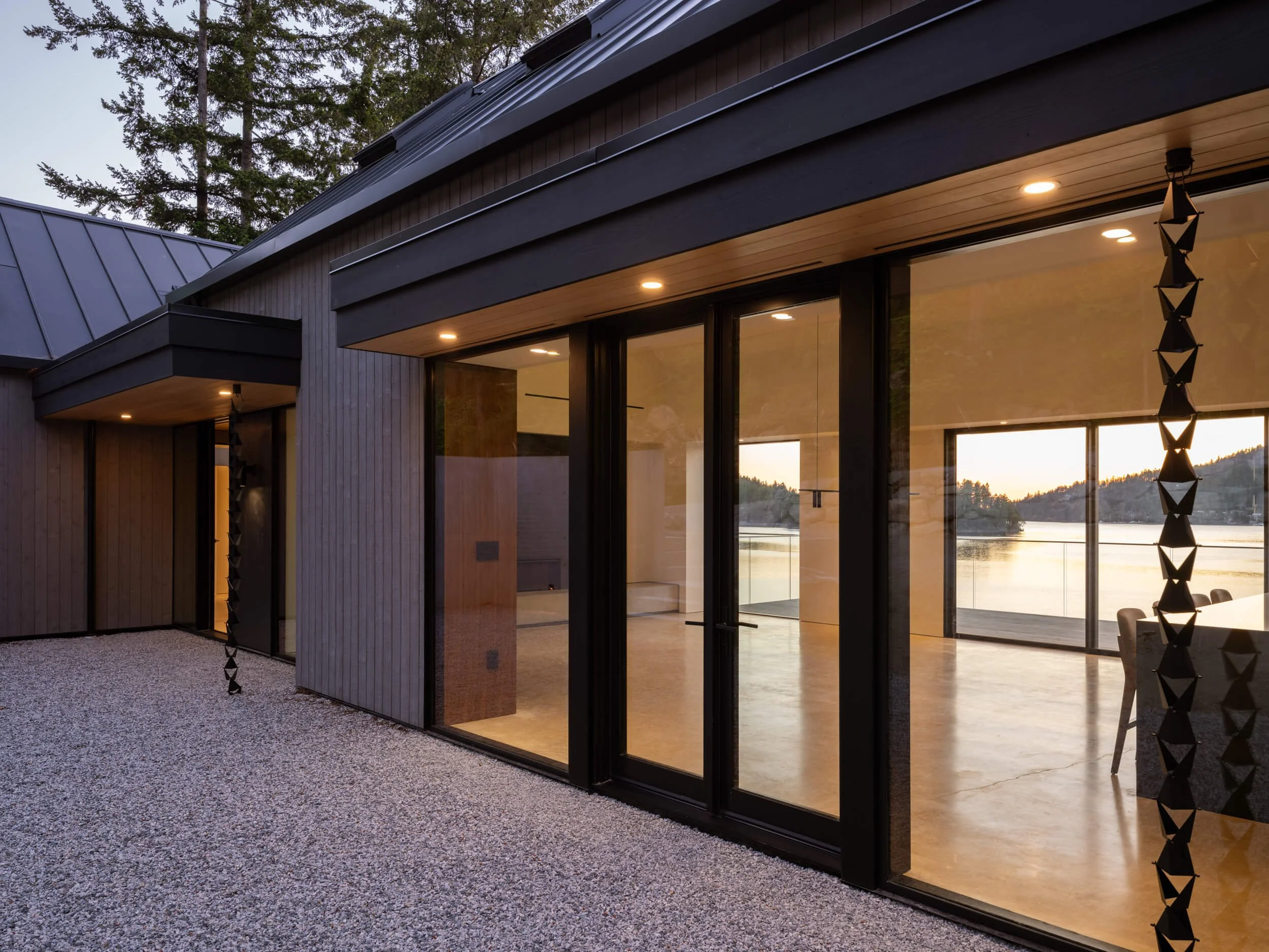 johnstone-road-madeira-park-twilight-glazed-rear-wall-architectural-photographer-matt-anthony.jpg