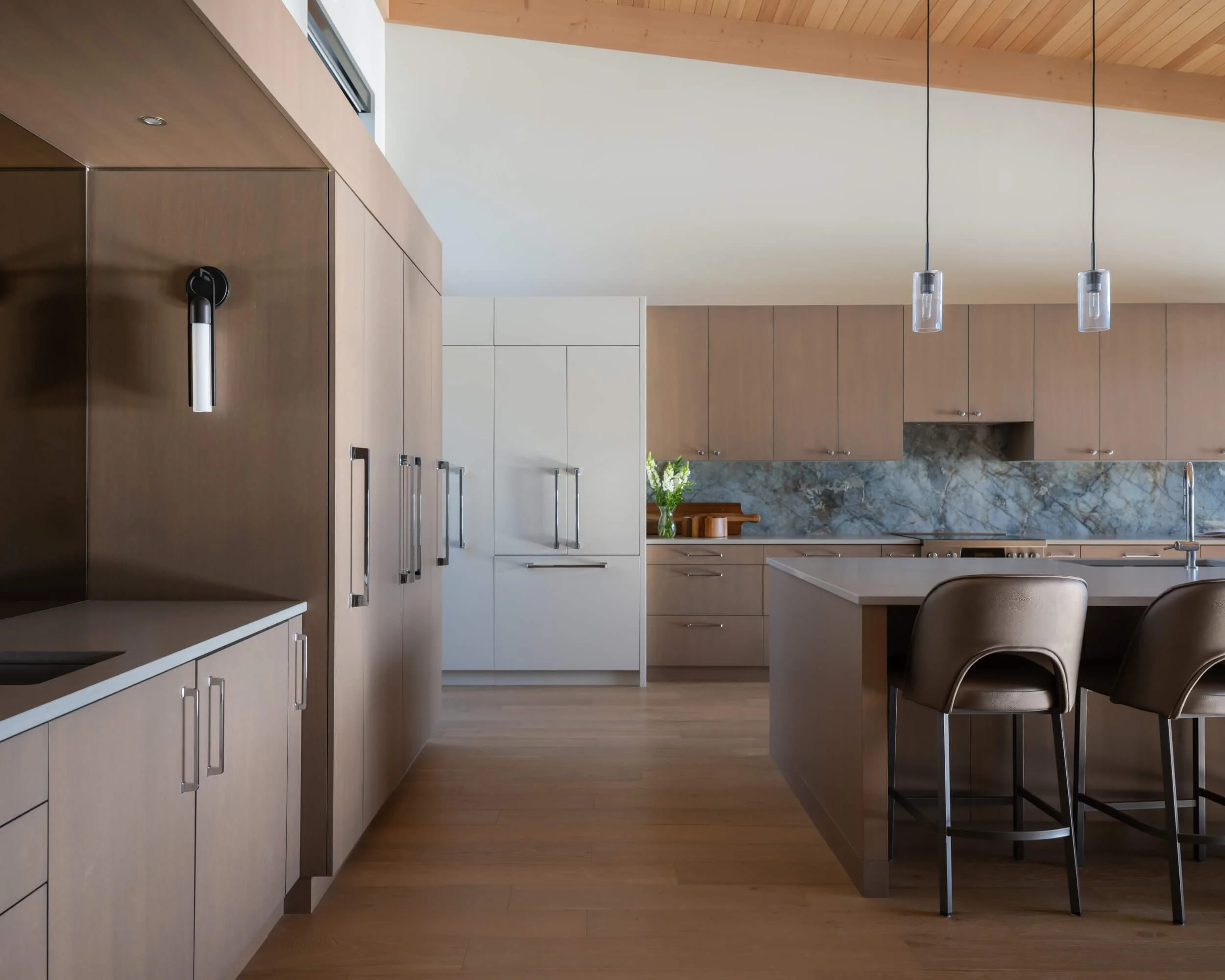 schmidt-residence-invermere-kitchen-island-glass-pendants-architectural-photographer-matt-anthony.jpg