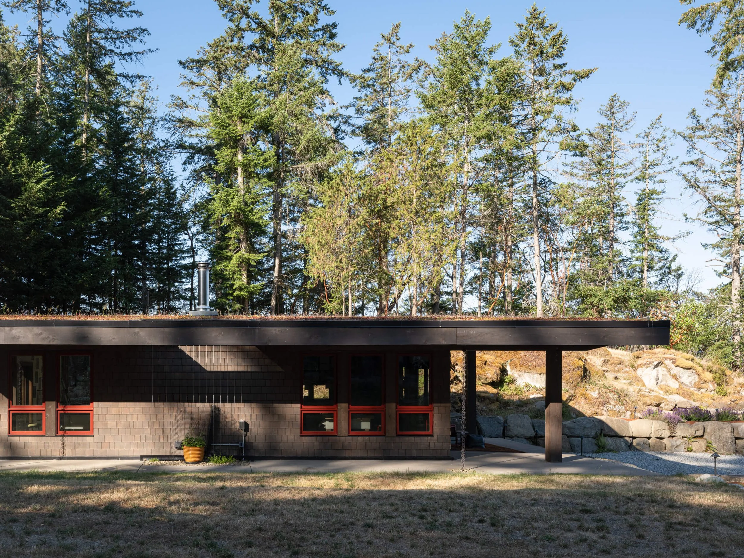 salt-spring-island-residence-green-roof-studio-shingle-siding-architectural-photographer-matt-anthony.jpg