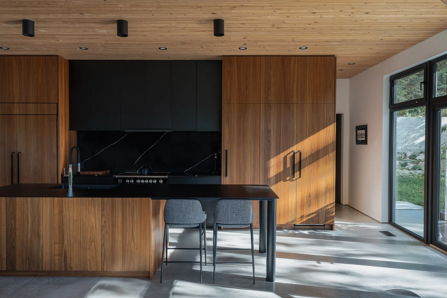 Sunshine Coast residence prepared for architectural photo shoot