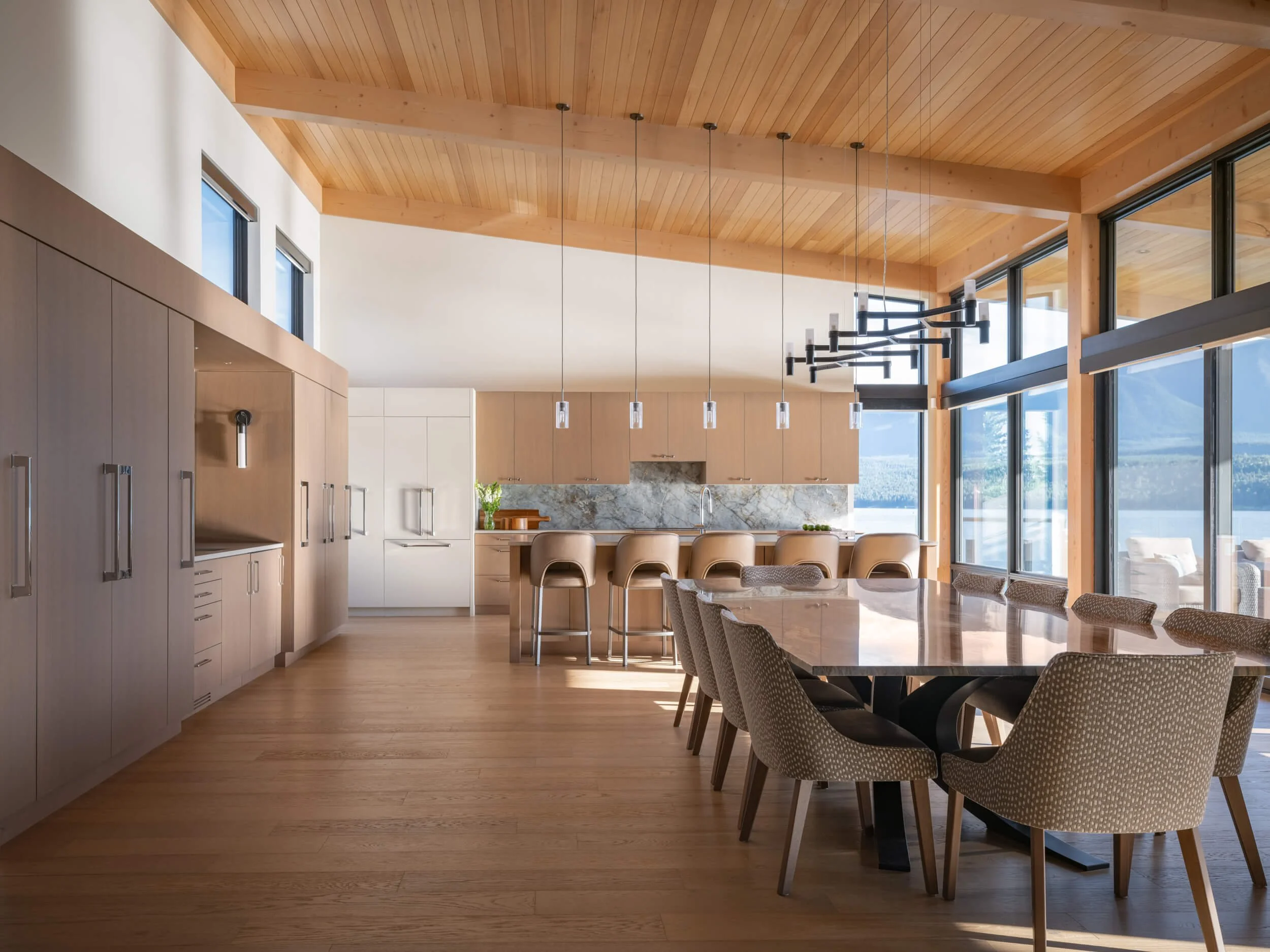 schmidt-residence-invermere-open-plan-kitchen-lake-views-architectural-photographer-matt-anthony.jpg