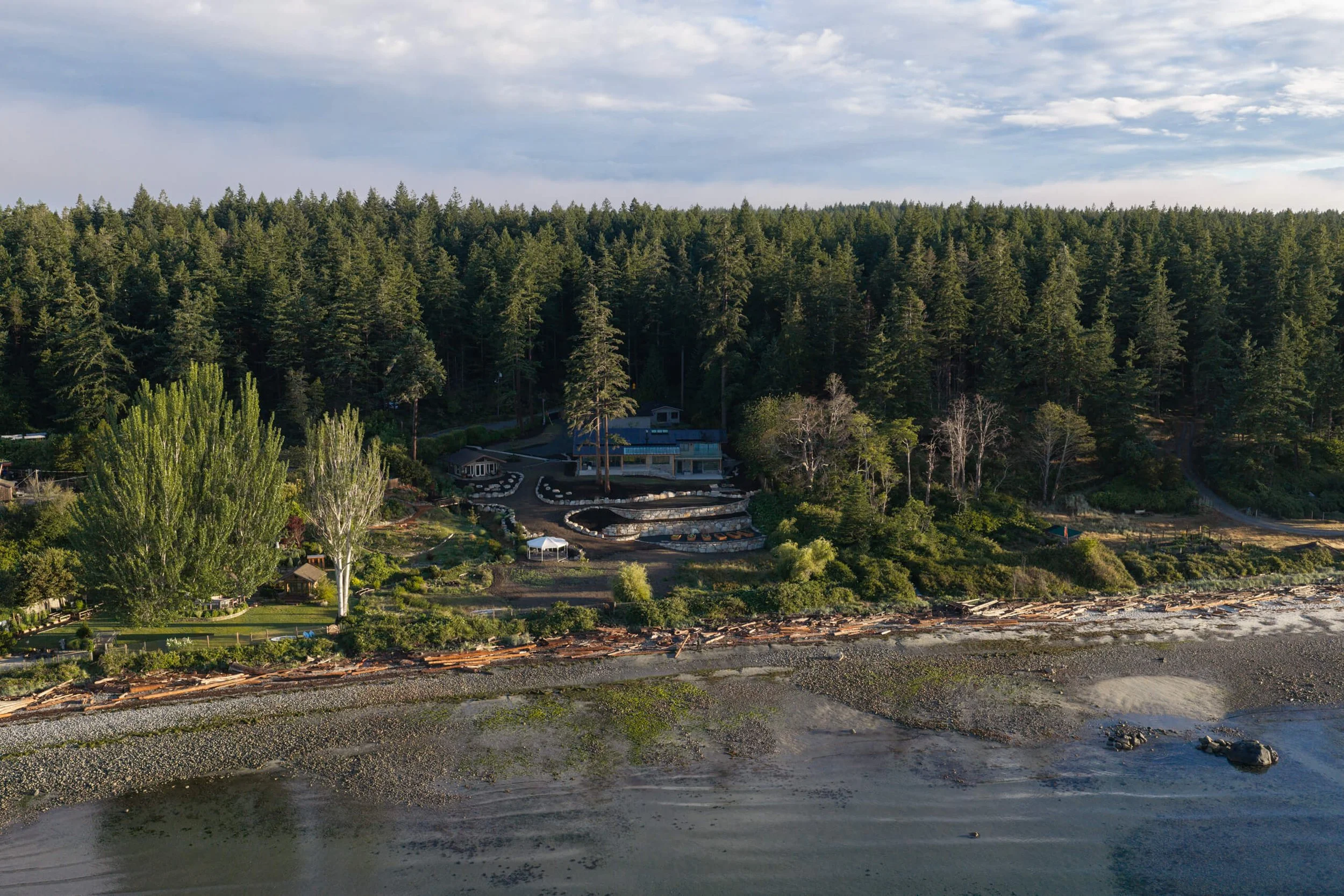 desolation-sound-residence-aerial-over-the-tidal-flats-architectural-photographer-matt-anthony.jpg