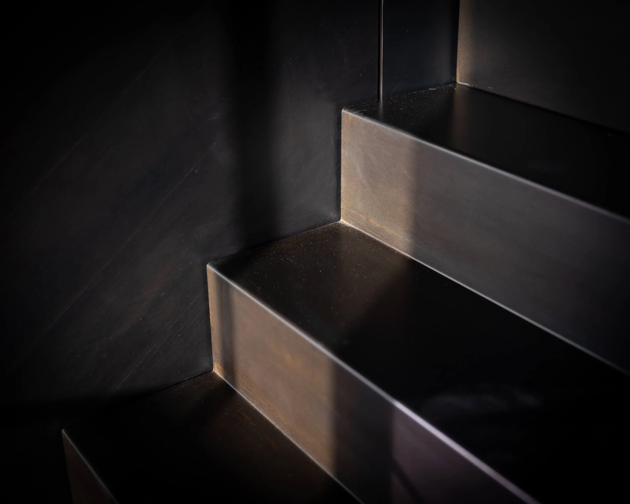 johnstone-road-madeira-park-blackened-steel-stair-treads-architectural-photographer-matt-anthony.jpg