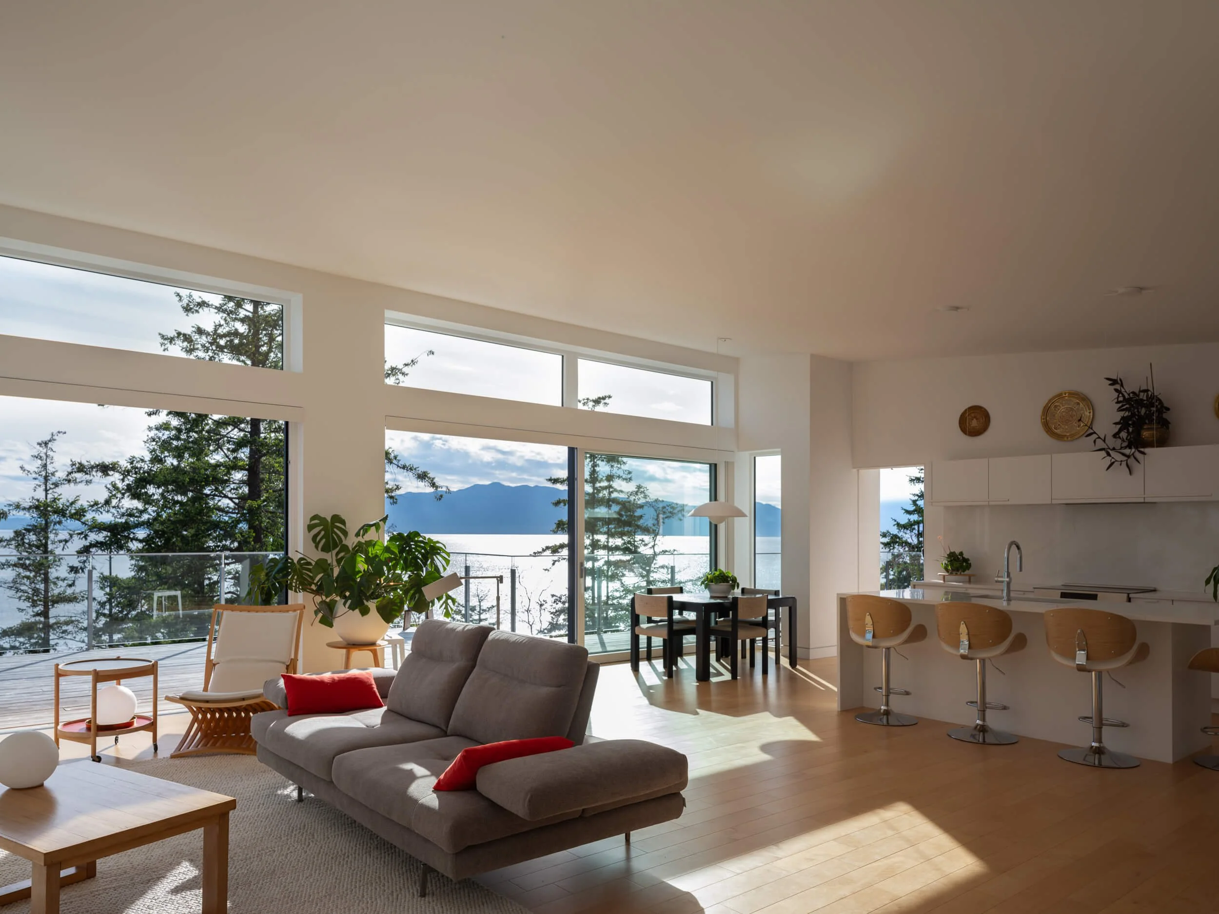 oles-cove-halfmoon-bay-open-plan-living-dining-kitchen-architectural-photographer-matt-anthony.jpg