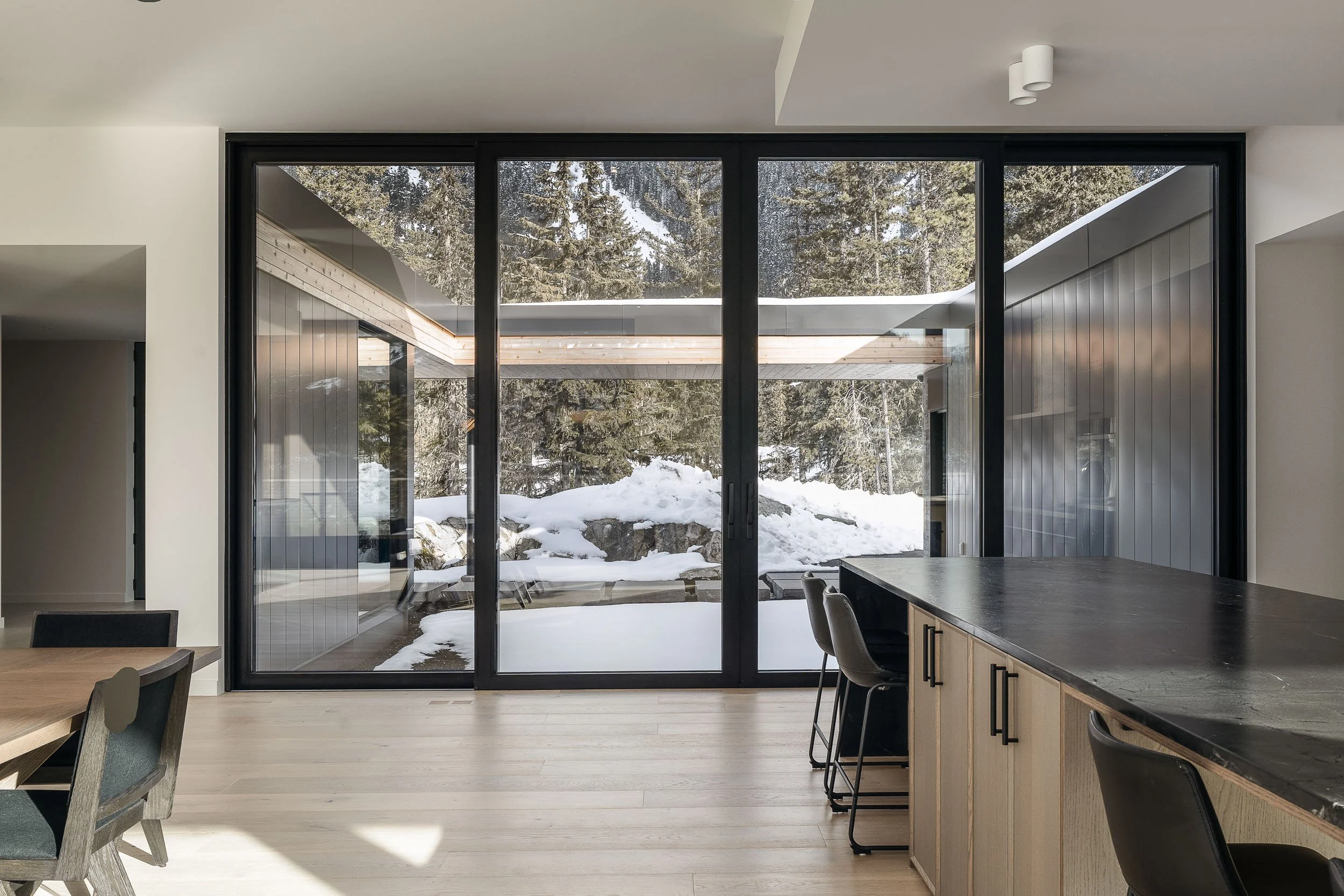 Warbler Residence ensuite bathroom architectural photography