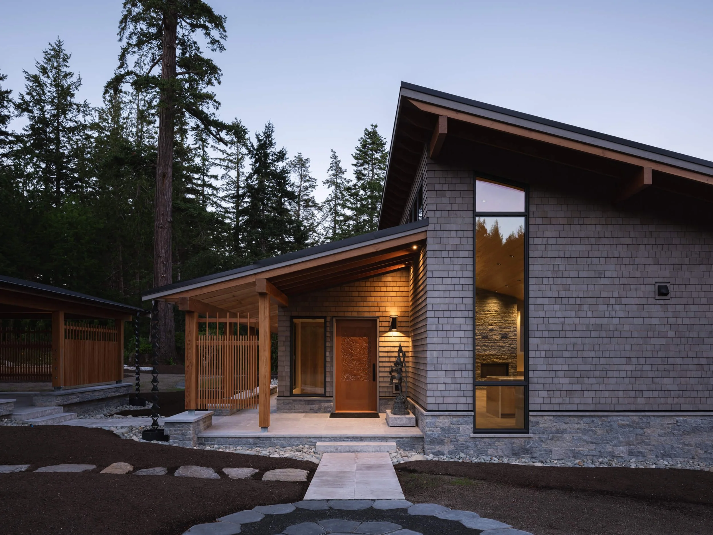 desolation-sound-residence-dusk-entry-with-lit-door-architectural-photographer-matt-anthony.jpg
