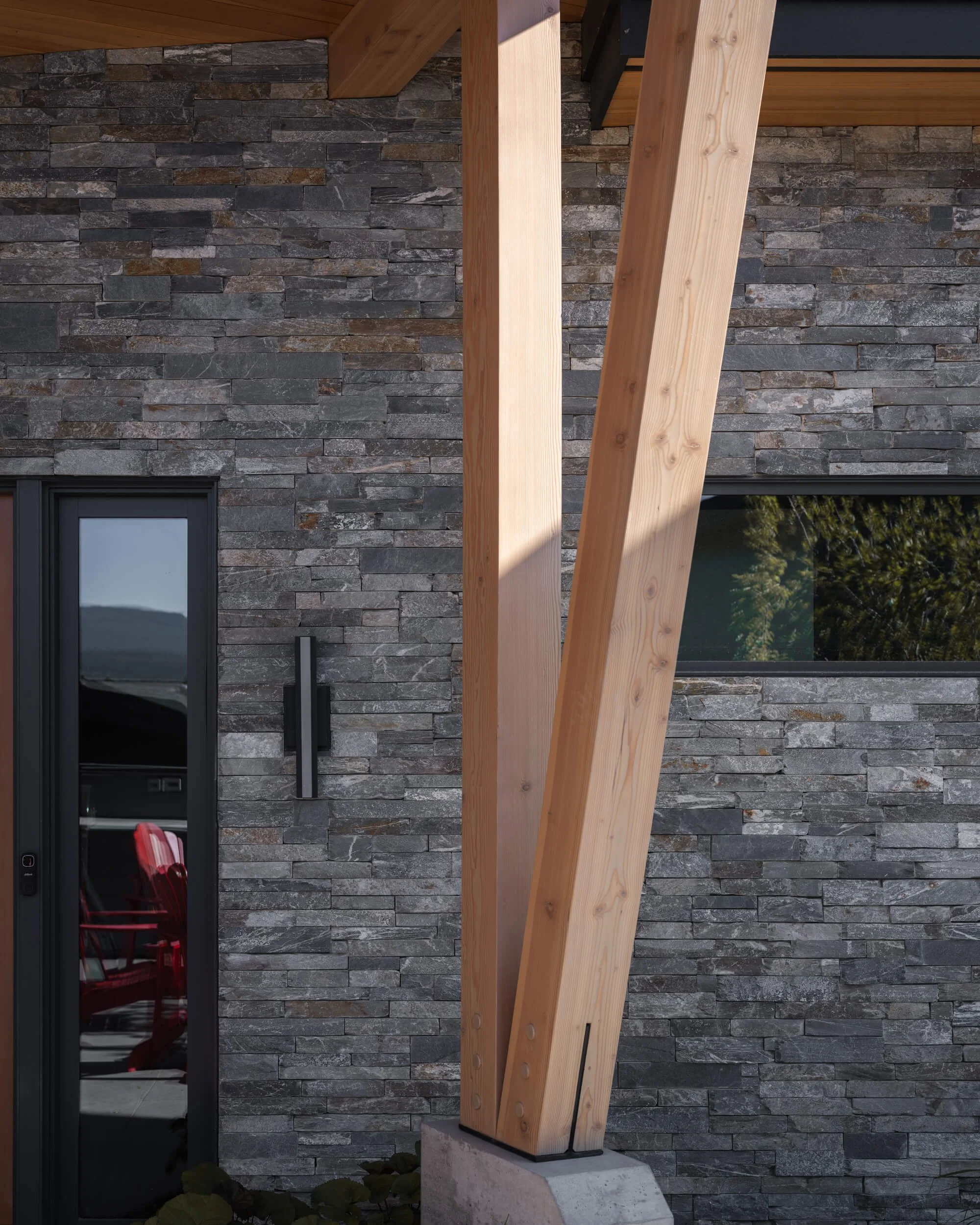 schmidt-residence-invermere-glulam-timber-post-entry-detail-architectural-photographer-matt-anthony.jpg