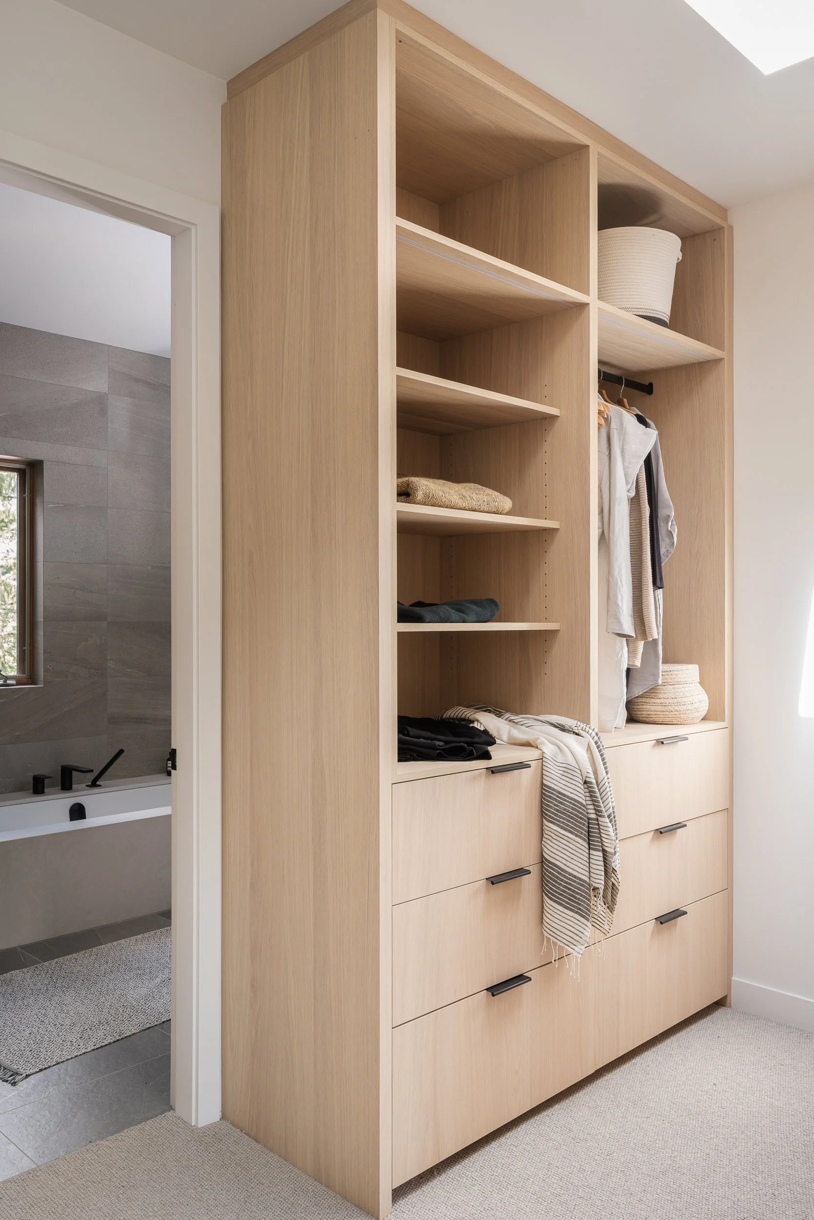 Balsam Way ensuite glass enclosure