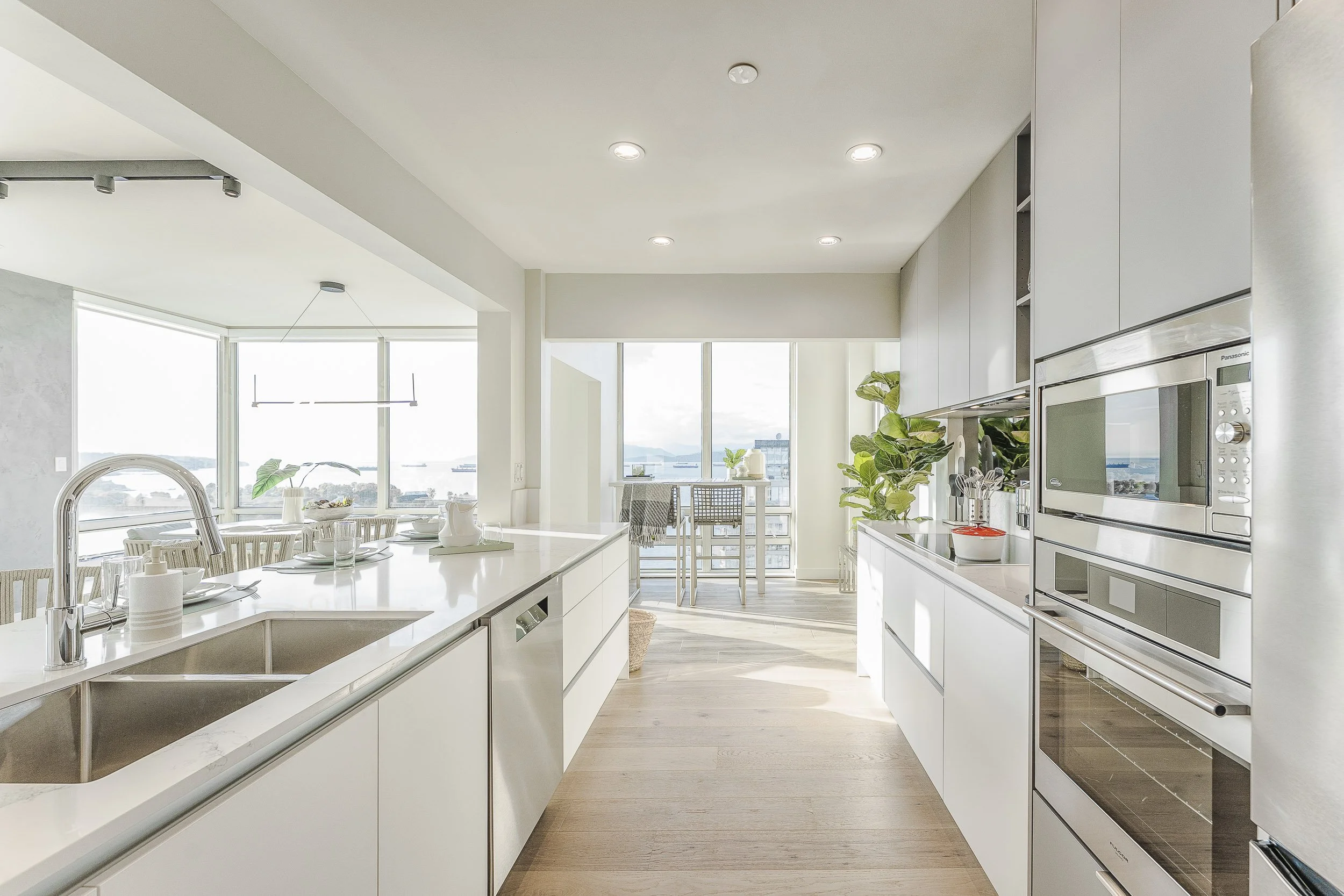 Sunset Beach Residence — architectural photography for Dezeen editorial submission