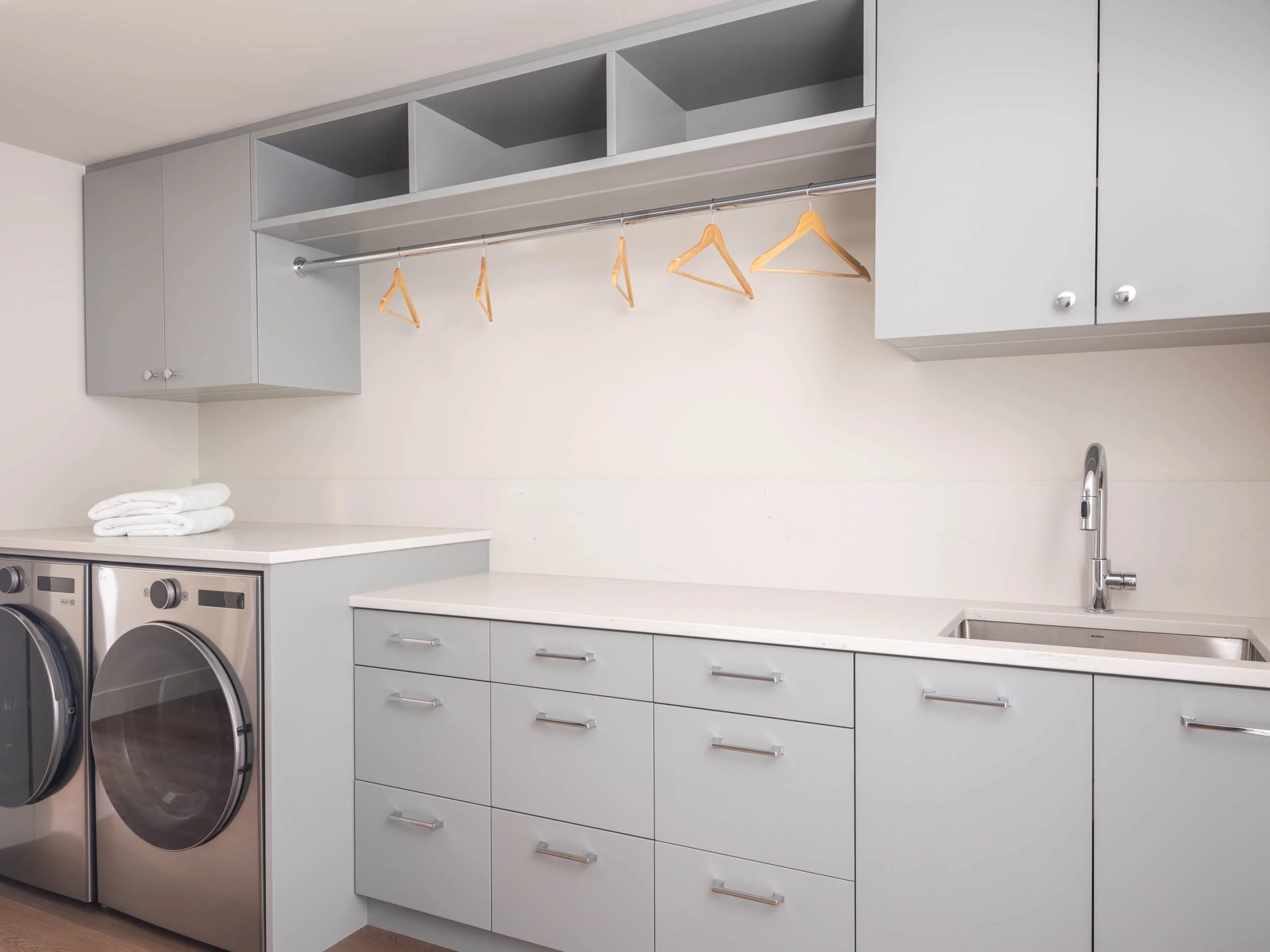 schmidt-residence-invermere-laundry-room-open-cubbies-architectural-photographer-matt-anthony.jpg