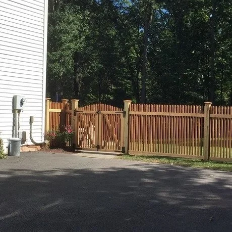 Simple wood fence in Orange, Westchester and Rockland County, NY