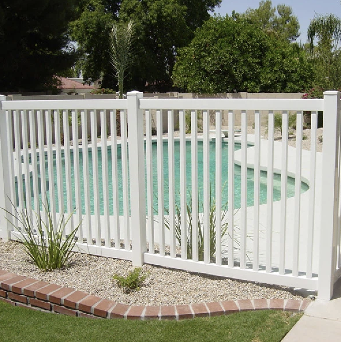 pool fence supplier