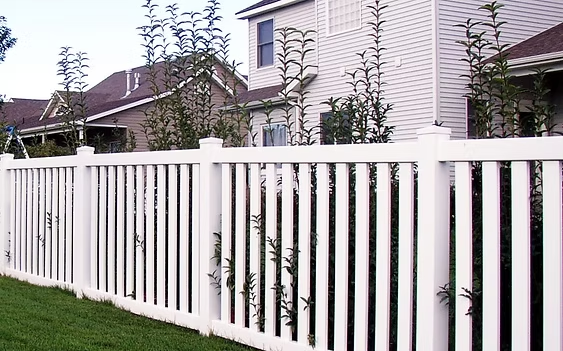 Select Series V203 vinyl picket fence with straight top and narrow spacing for residential yard in Pequannock, NJ