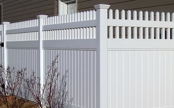 Select Series V104 vinyl fence with narrow picket top and solid privacy panels in Morris County, NJ