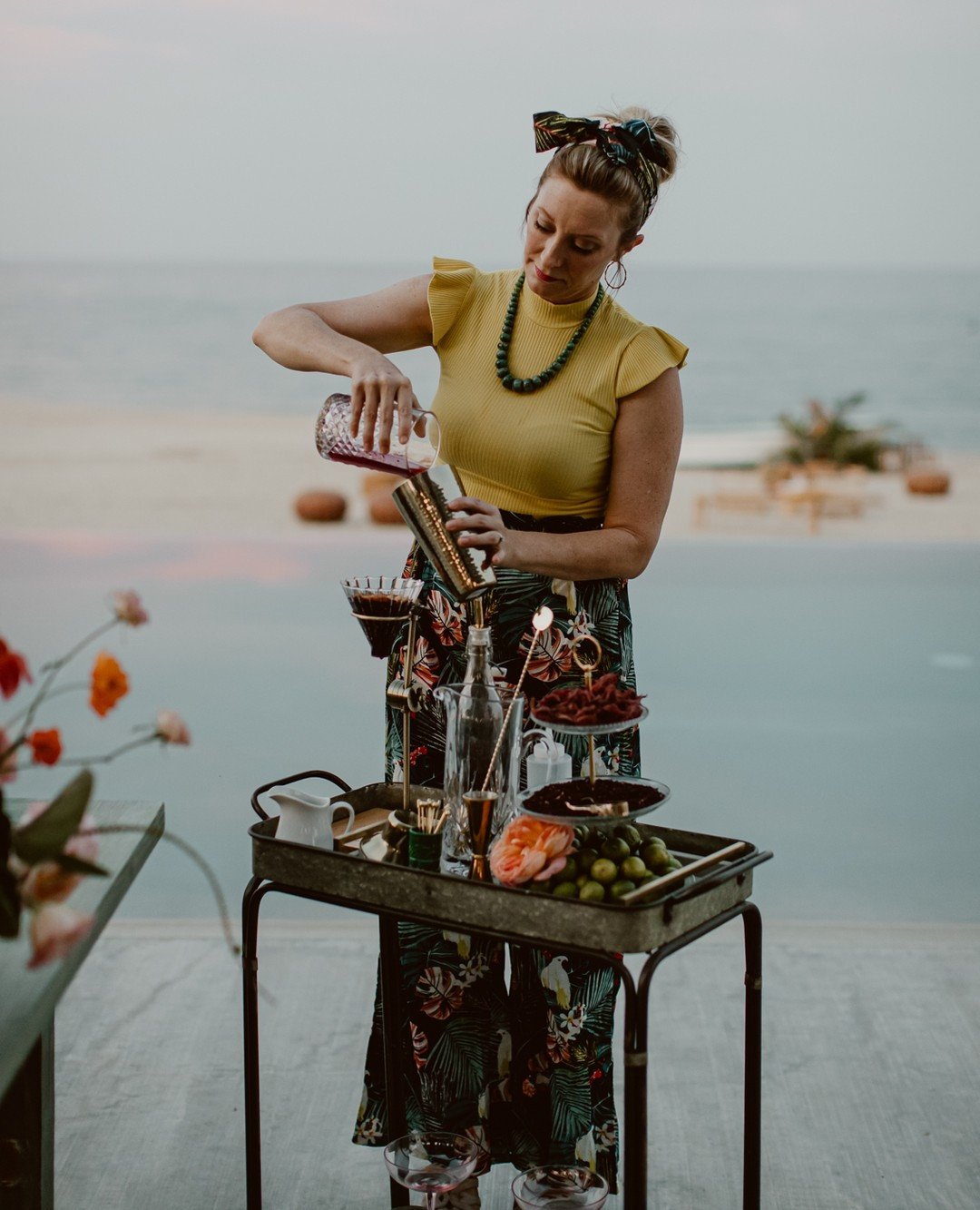 @hoddebros doing what they do best 🍹⁣⁠
⁣⁠
Signature cocktails are a fun way to make your trip unforgettable! ⁣⁠
⁣⁠
Book your special event, wedding or birthday celebration at sonadoraresort.com ⬅️⁠
⁠
⁠
Design: @eventdesignbymariannaidirin⁣⁠
Coordina