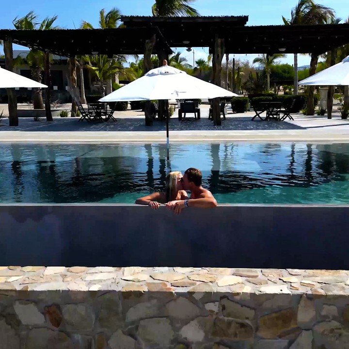 Infinity pool = endless love 💖 Happy Valentine&rsquo;s Day from paradise!⁠
⁠
Book your next romantic getaway, anniversary or honeymoon at www.sonadoraresort.com 💋