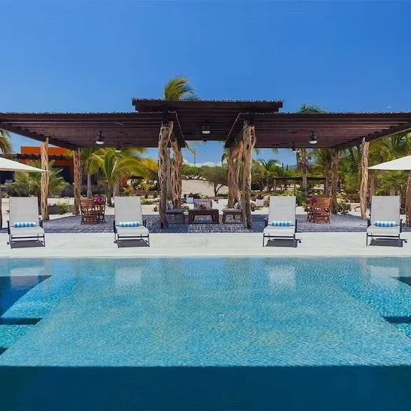 Looking for a wellness escape that feels authentic? 🌅⁠
⁠
More travelers are discovering Baja California Sur as a peaceful alternative to Tulum. With quiet beaches, desert landscapes, and the calming waters of the Sea of Cortez, Baja is becoming one 