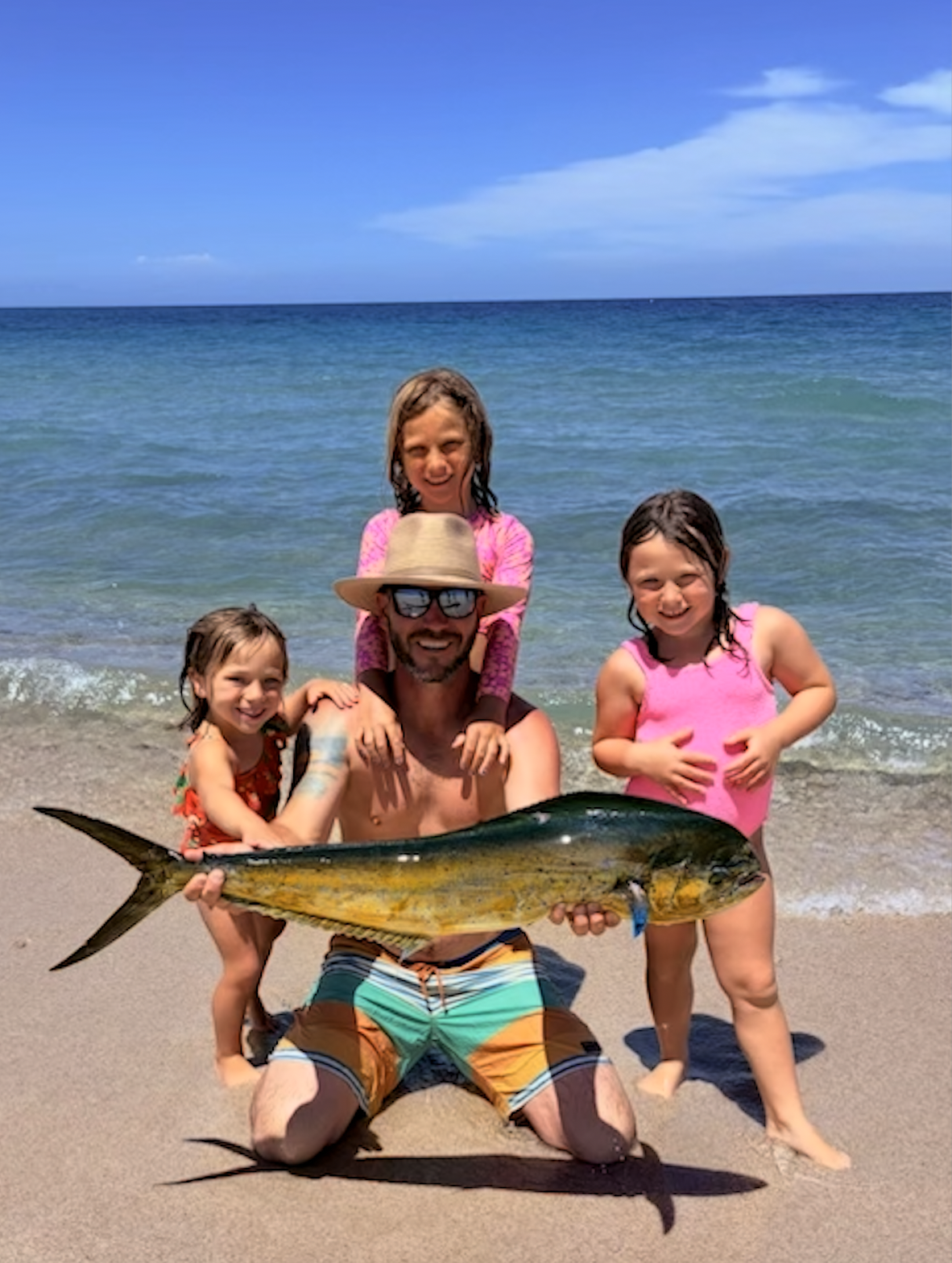 Father & Daughters Dorado