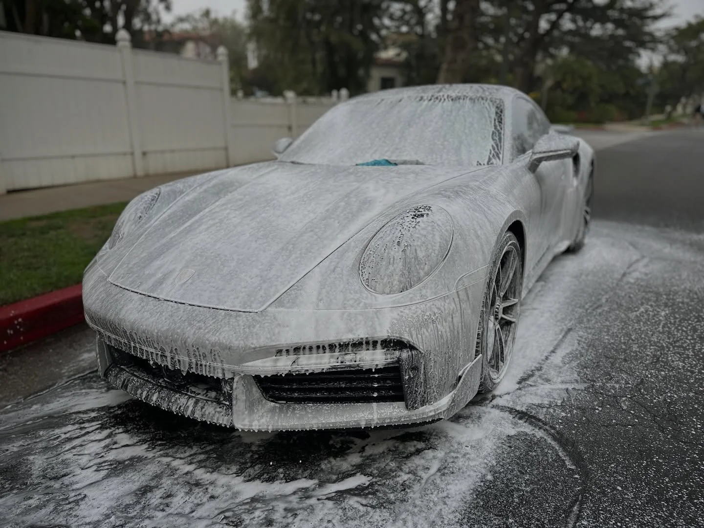 Been servicing this &lsquo;23 Porsche 911 since 5/2023, never not looking mint - Book your service with the link in bio or you can call/text me @ 747-230-9551 (servicing  Los Angeles county, San Fernando valley &amp; parts of Santa Clarita &amp; Vent