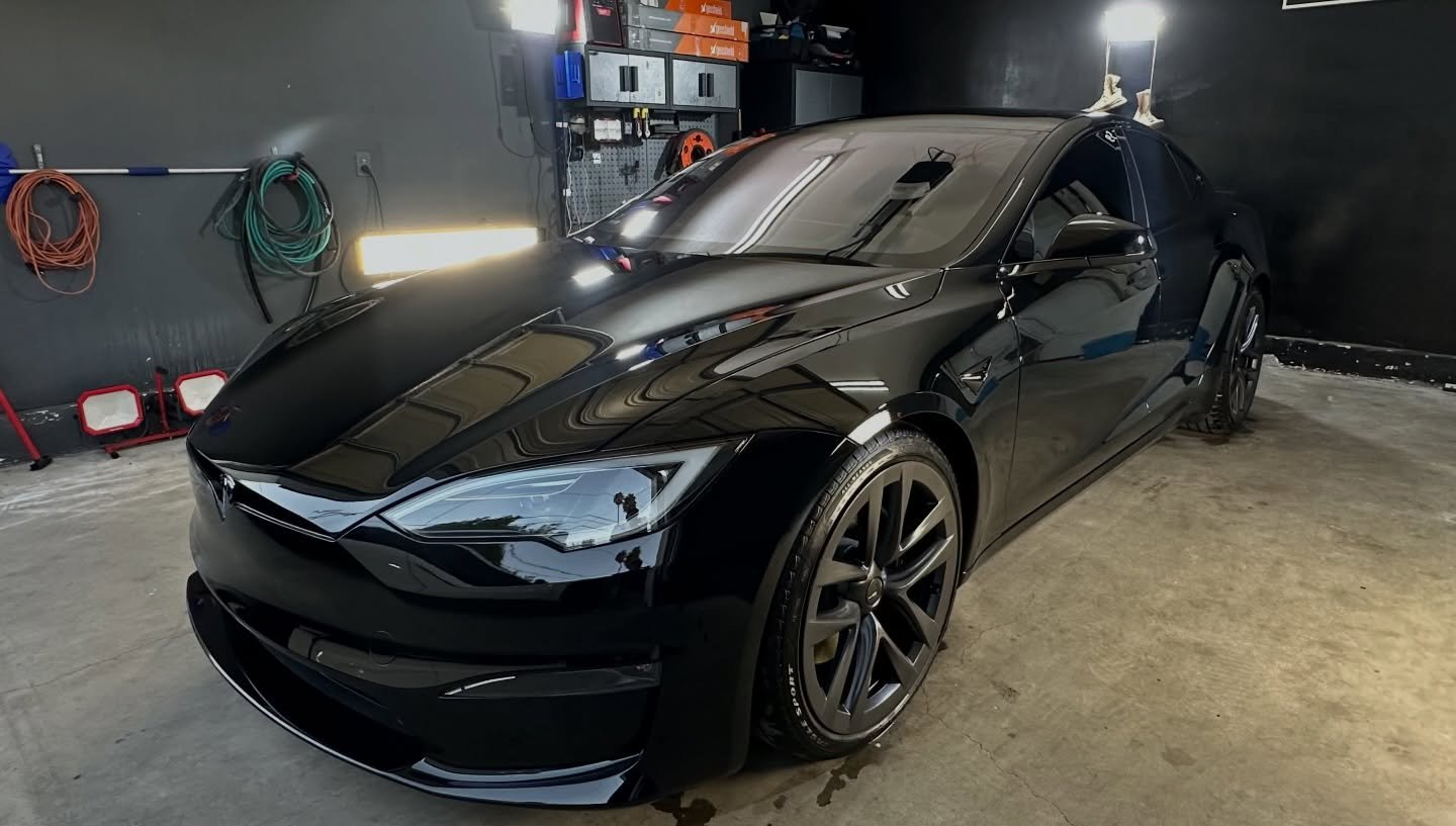 Tesla polished and ceramic coated - Book your service with the link in bio or you can call/text me @ 747-230-9551 (servicing  Los Angeles county, San Fernando valley &amp; parts of Santa Clarita &amp; Ventura county)#detailing #paintcorrection #ceram