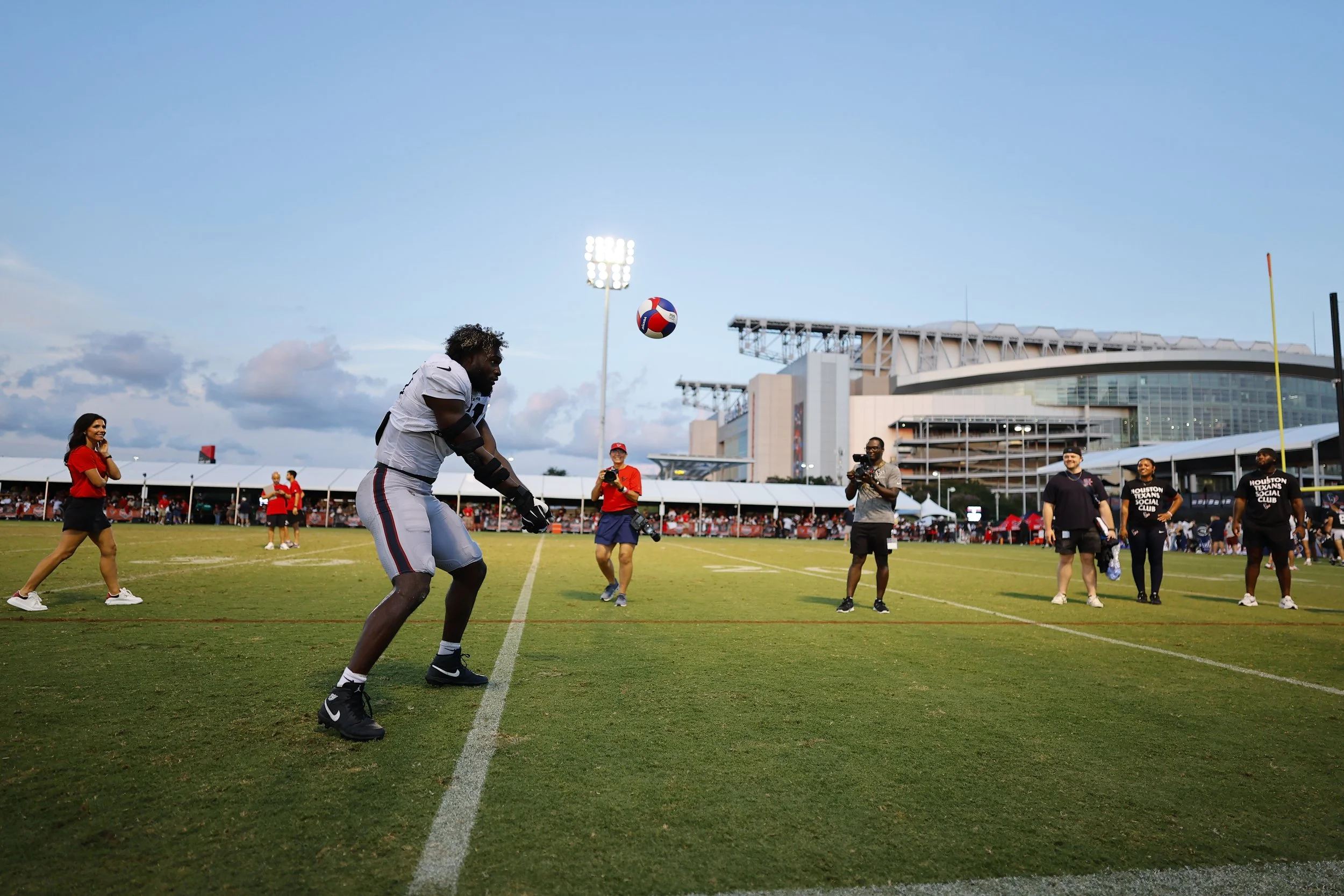 2026_0808_TrainingCamp_Practice9_0500.jpg