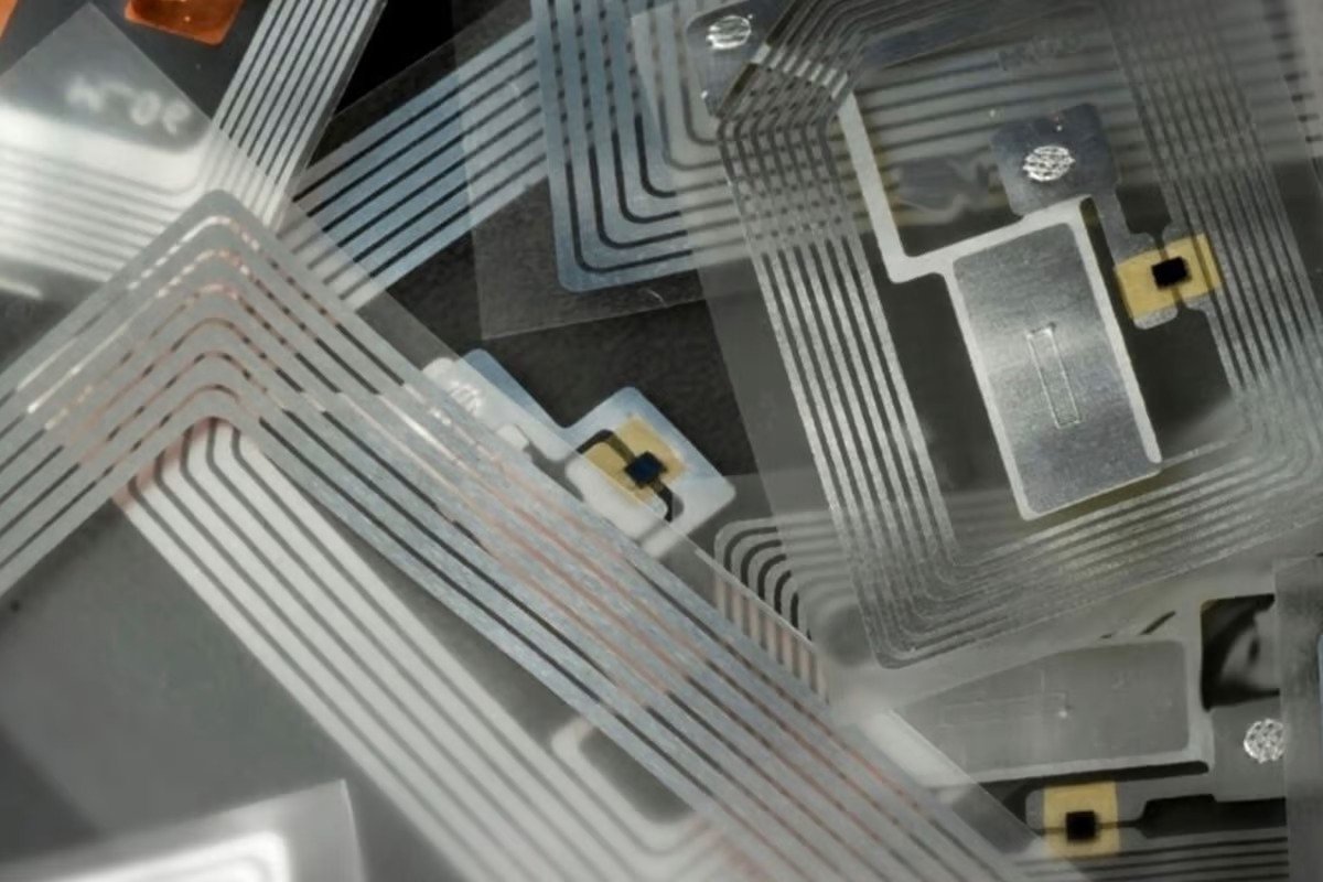 Image of a stack of RFID tags