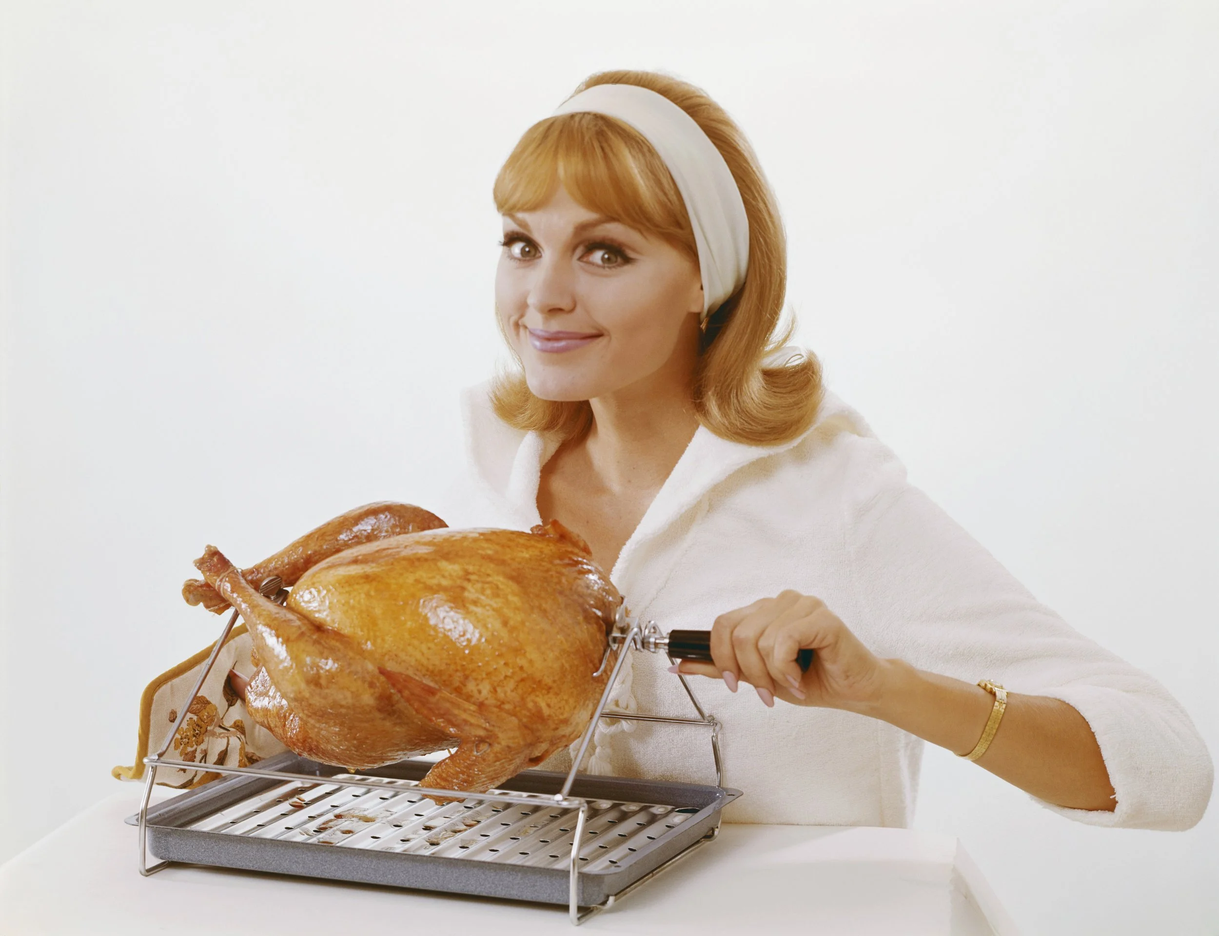 No Drama November: The Art of Peaceful Holidays (and Selective Hearing)