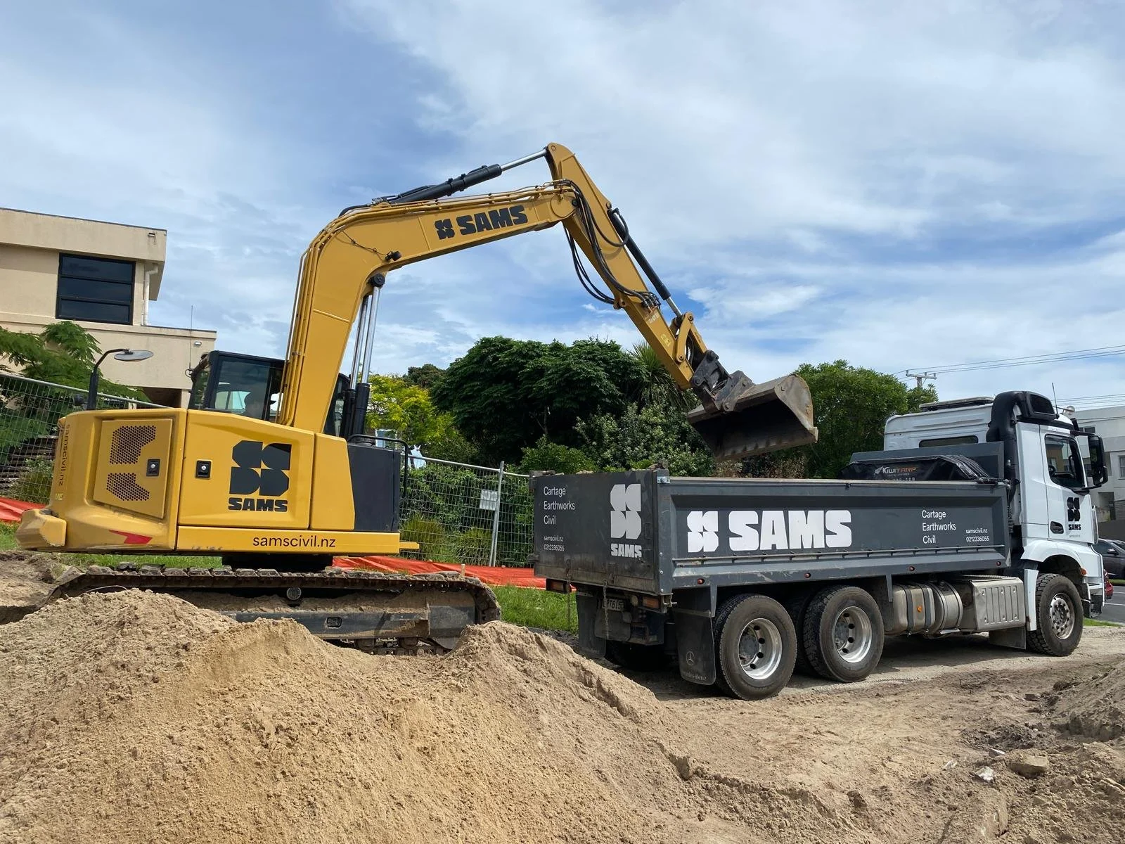 SAMS Civil and Drainage - Earthworks and Cartage