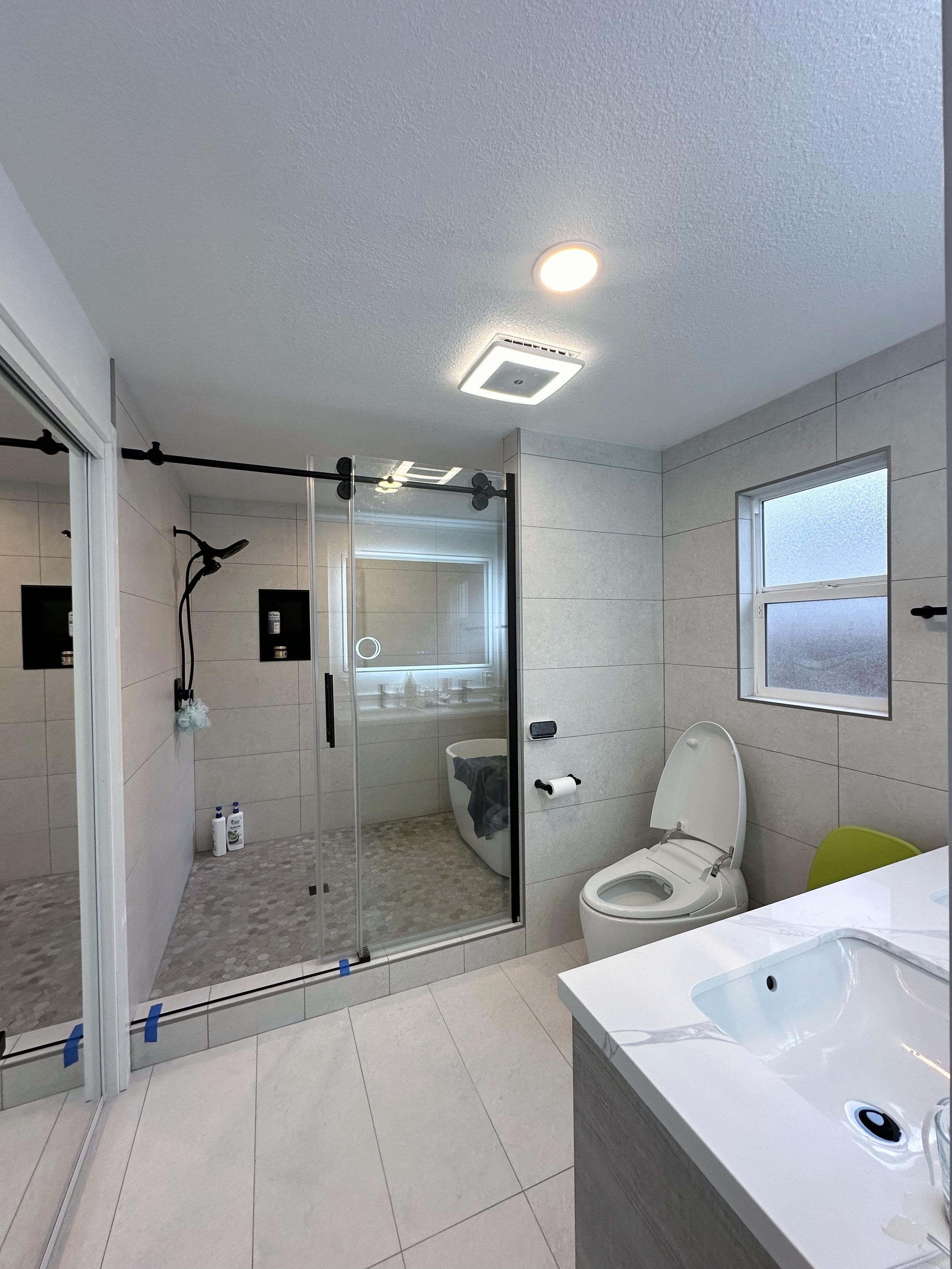 Thompson Ave, Mountain View, CA 94043