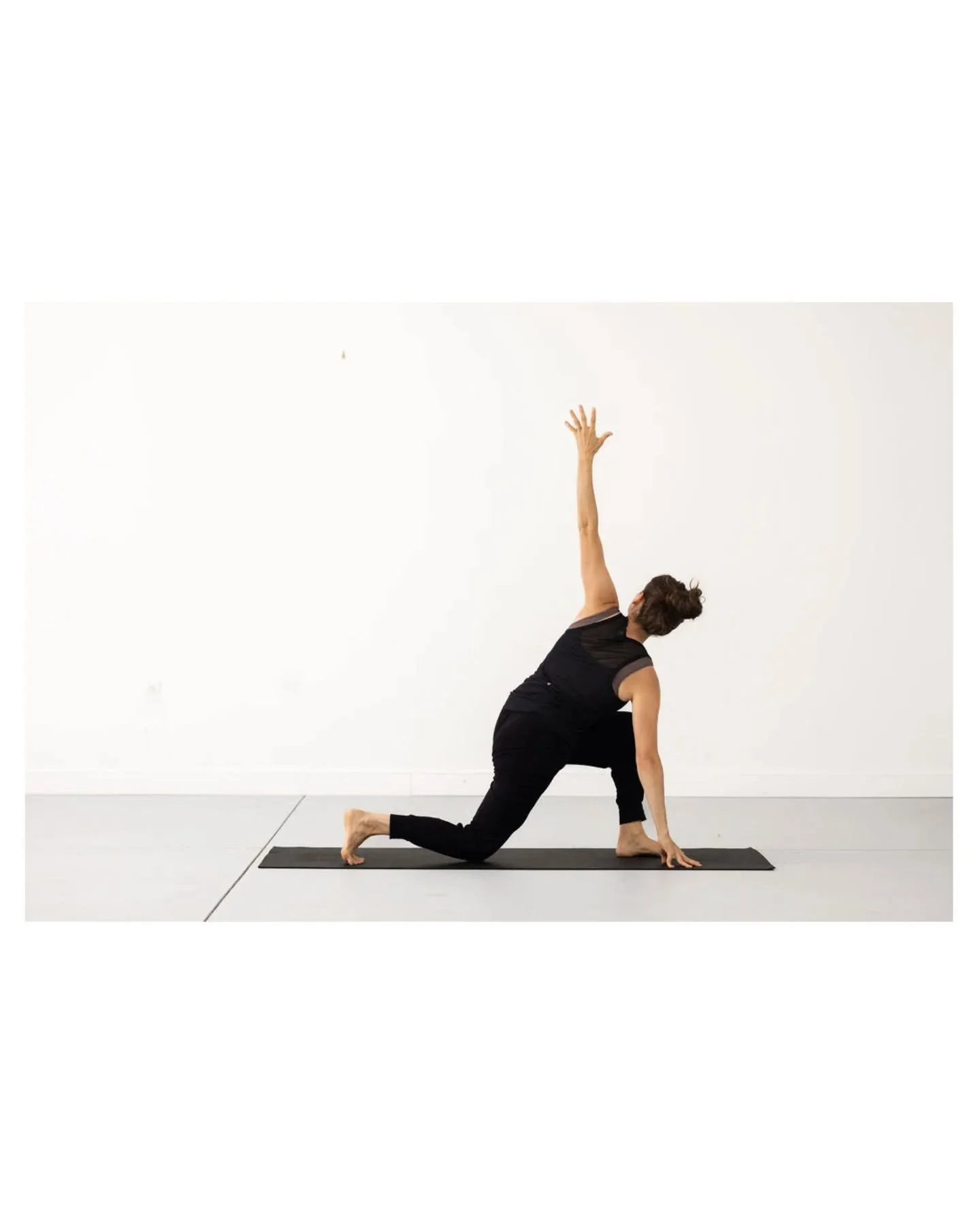 Beginners Yoga Series: Starts in January @humblehavenyoga

Join teacher Andrea Gruber for a 4-week beginner's series meeting Sundays, Jan 18 - Feb 8 from 1:30-3:30pm 

Each week will focus on a core aspect of beginning or deepening a yoga practice 
?