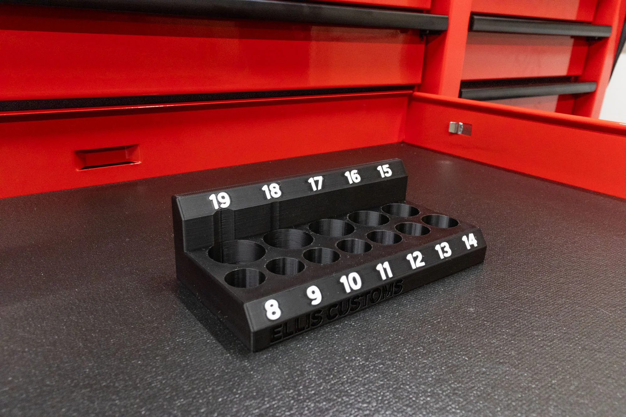 Compact Magnetic Socket Rail (Metric)