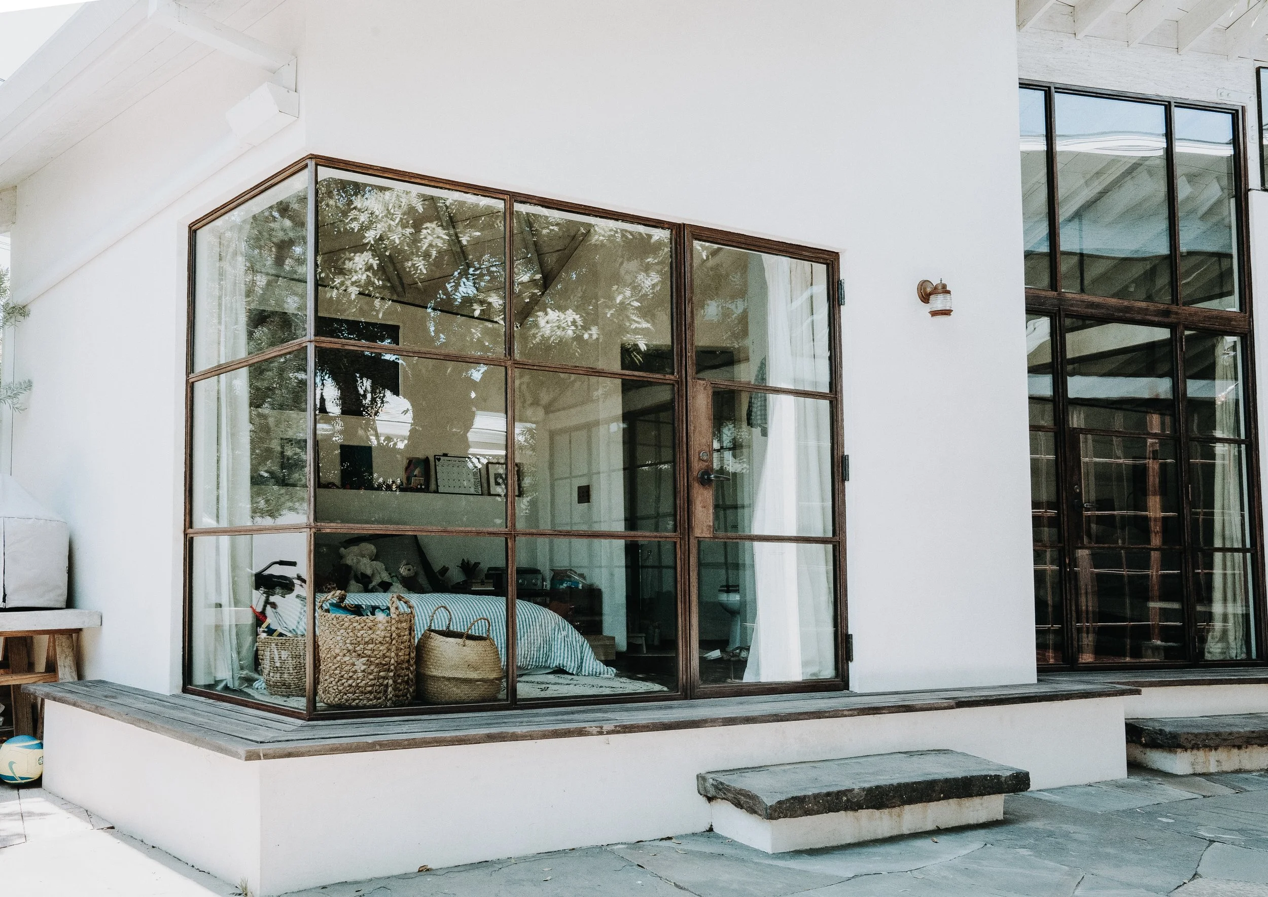 Exterior construction renovation Venice, CA