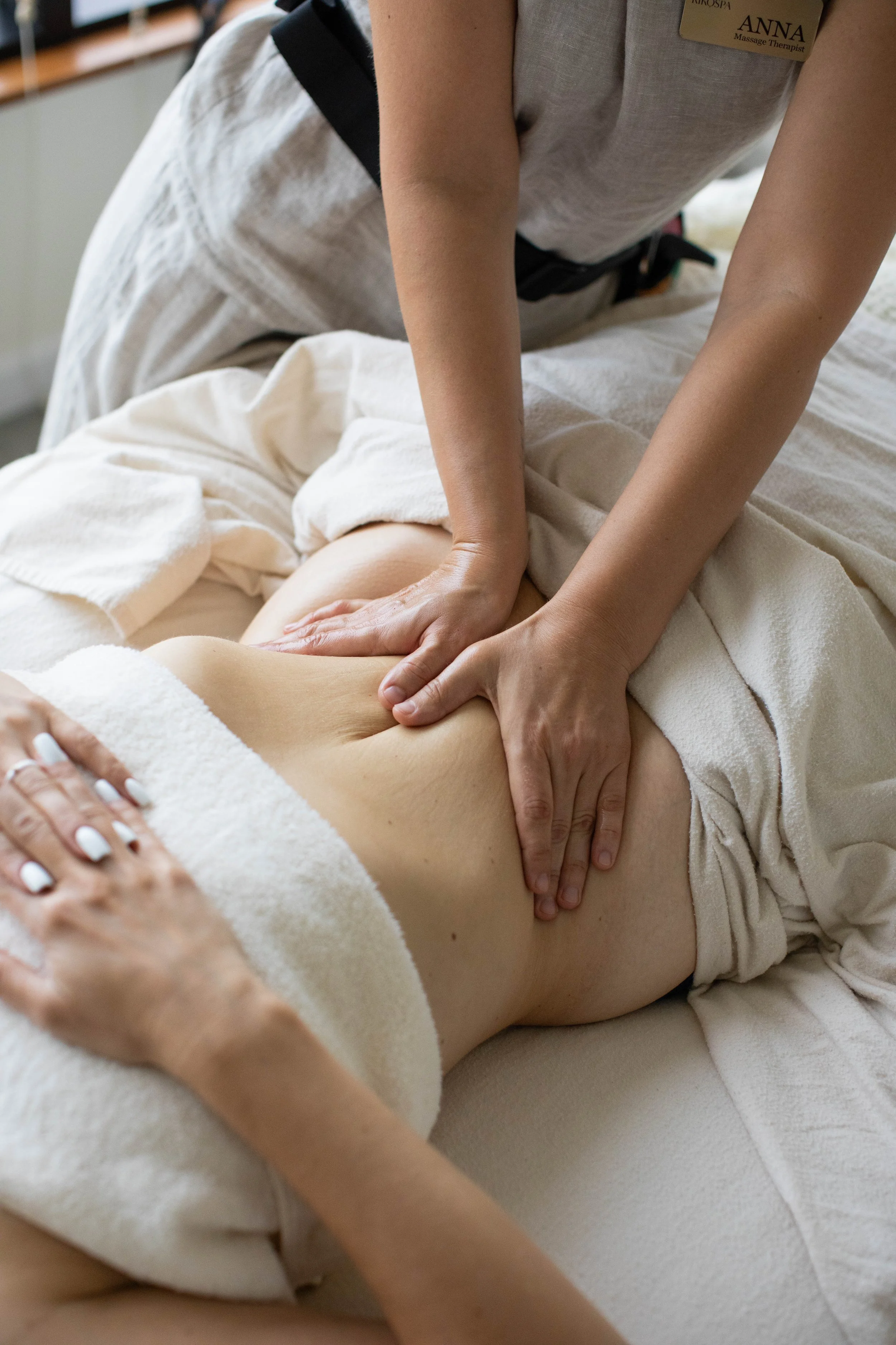 Abdominal lymphatic massage technique at KIKOSPA, San Diego.