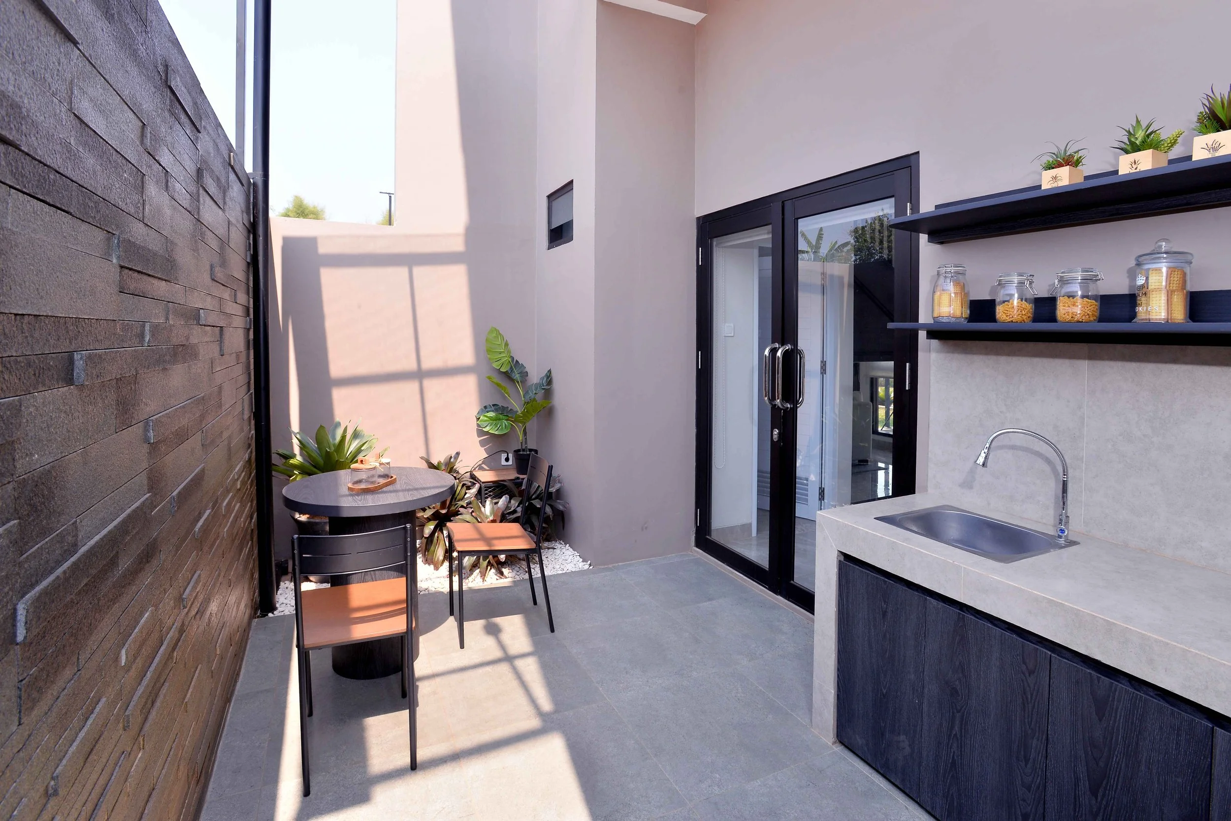 Backyard of Hydrangea.jpeg