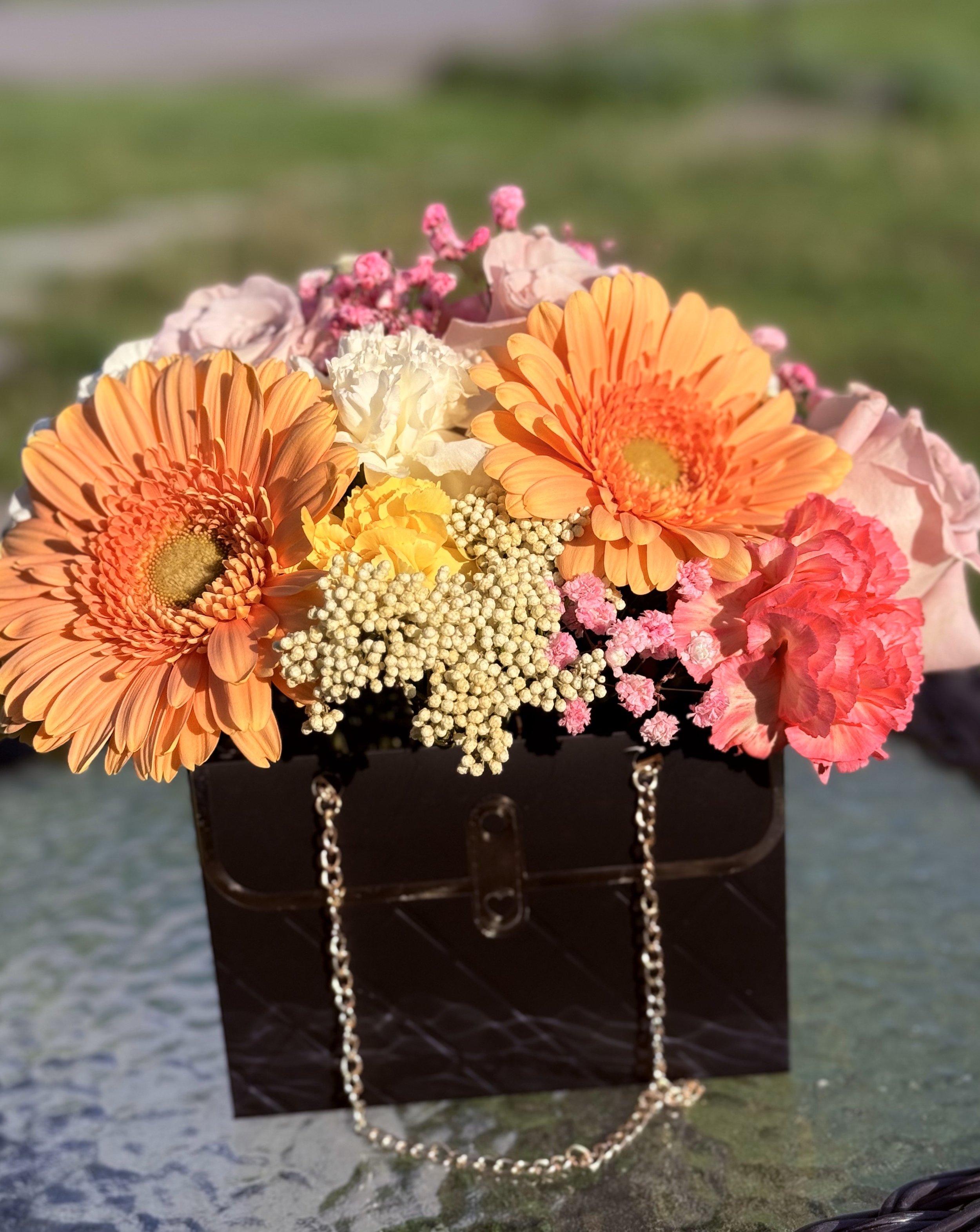 PURSE BOUQUET 1.jpeg