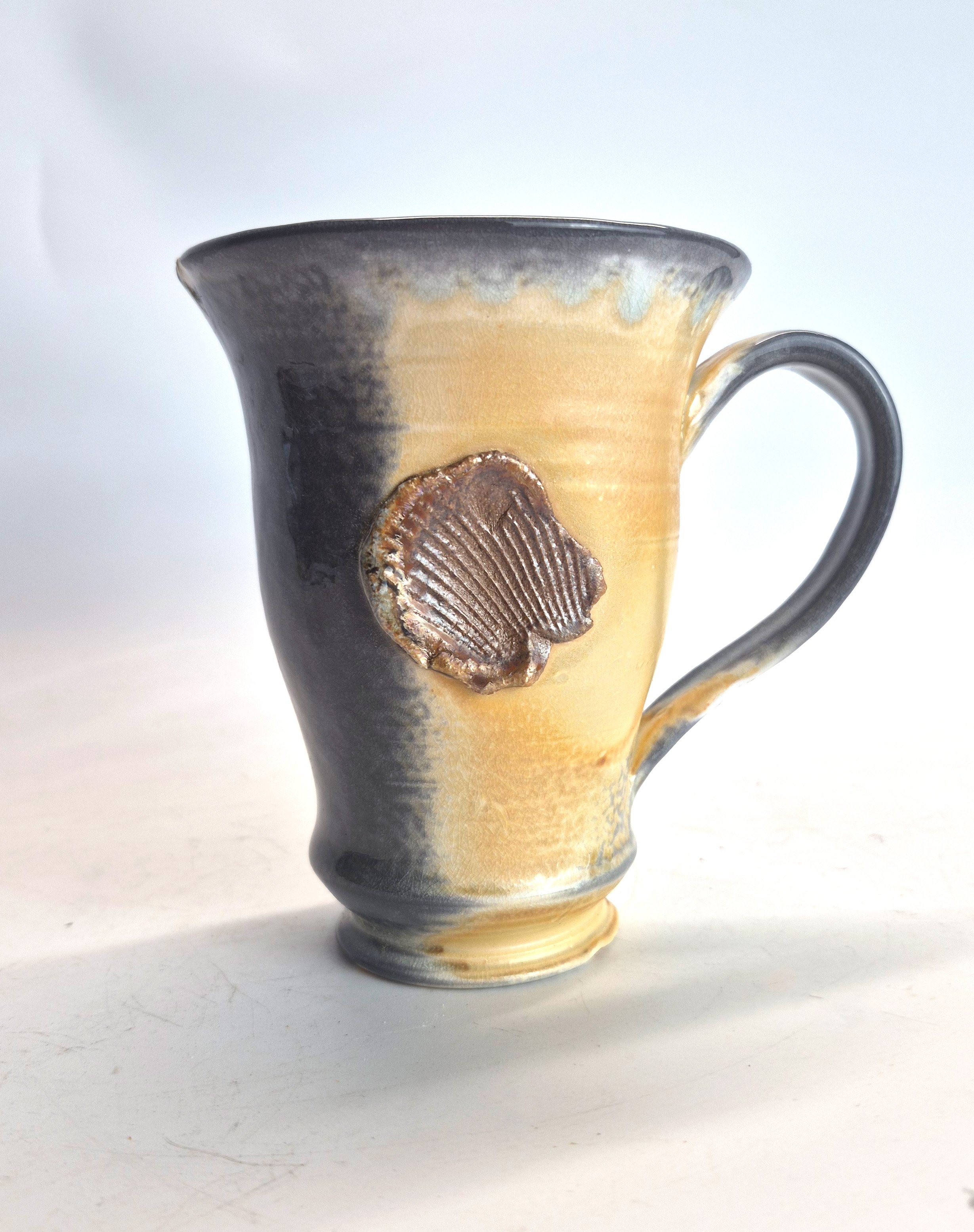 mug4c.jpg