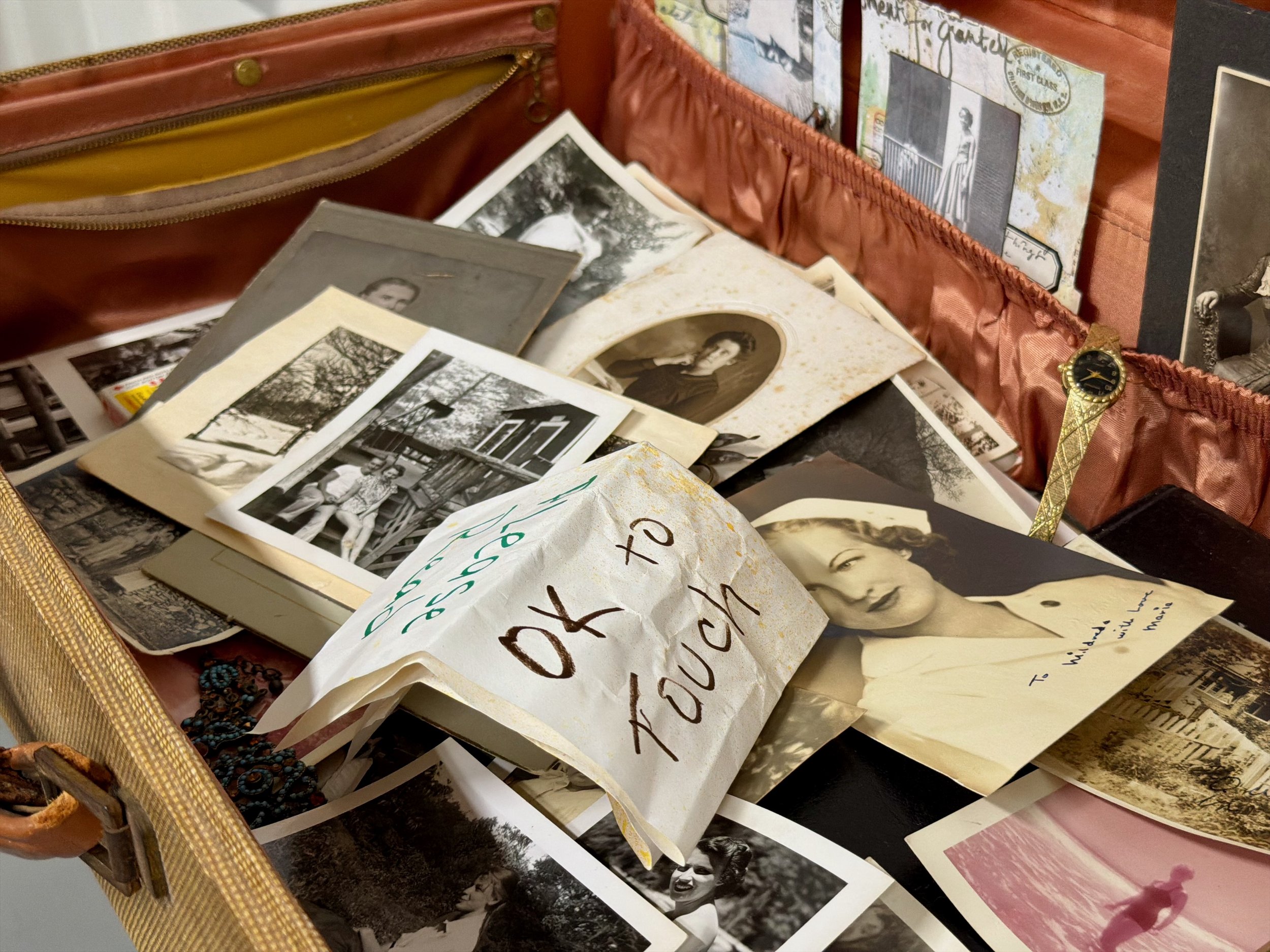 CfC Opening 260306 IMG_2428_Marla Olsen.jpeg