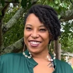 Monica Bentley.png